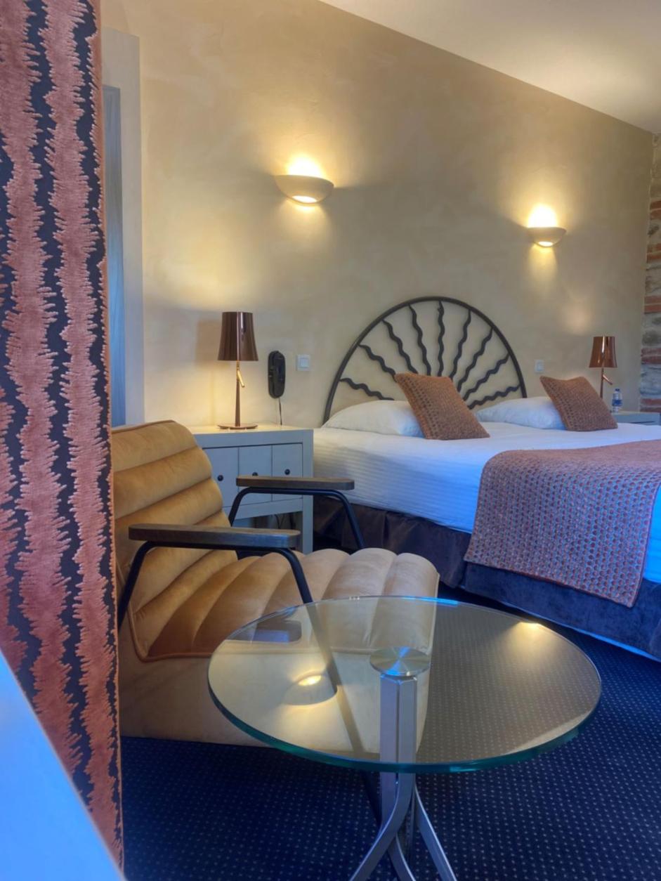 Double Room - Photo 10