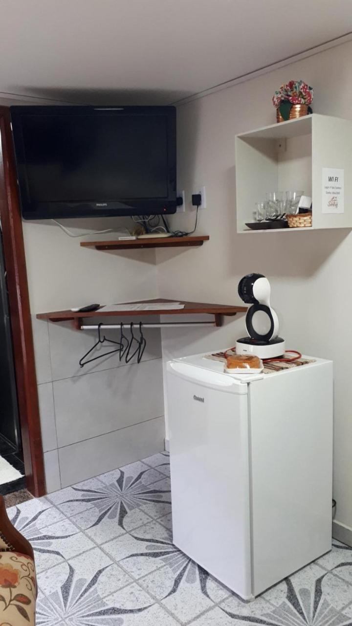 Suite - Photo 5