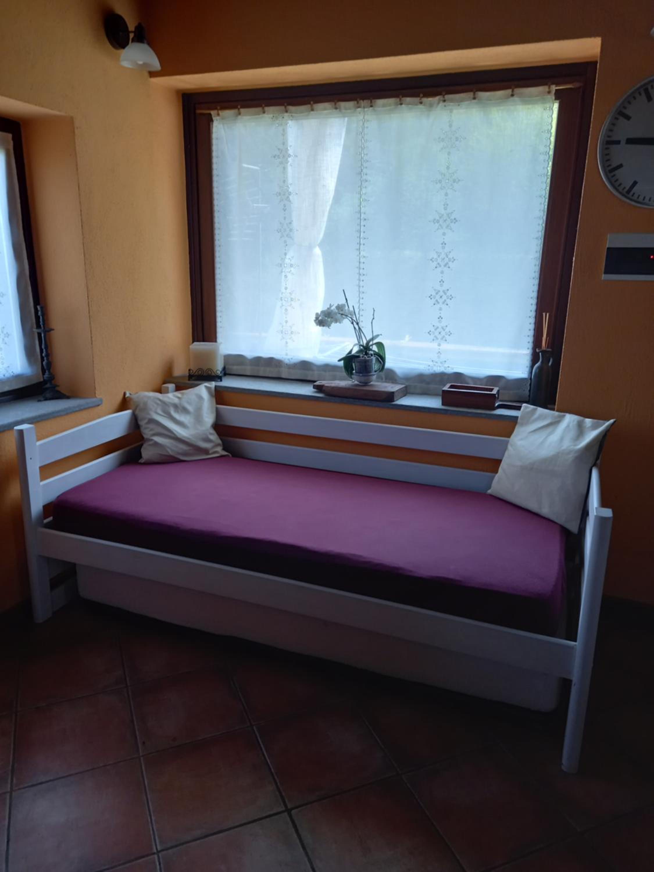 One-Bedroom Apartment - Photo 4