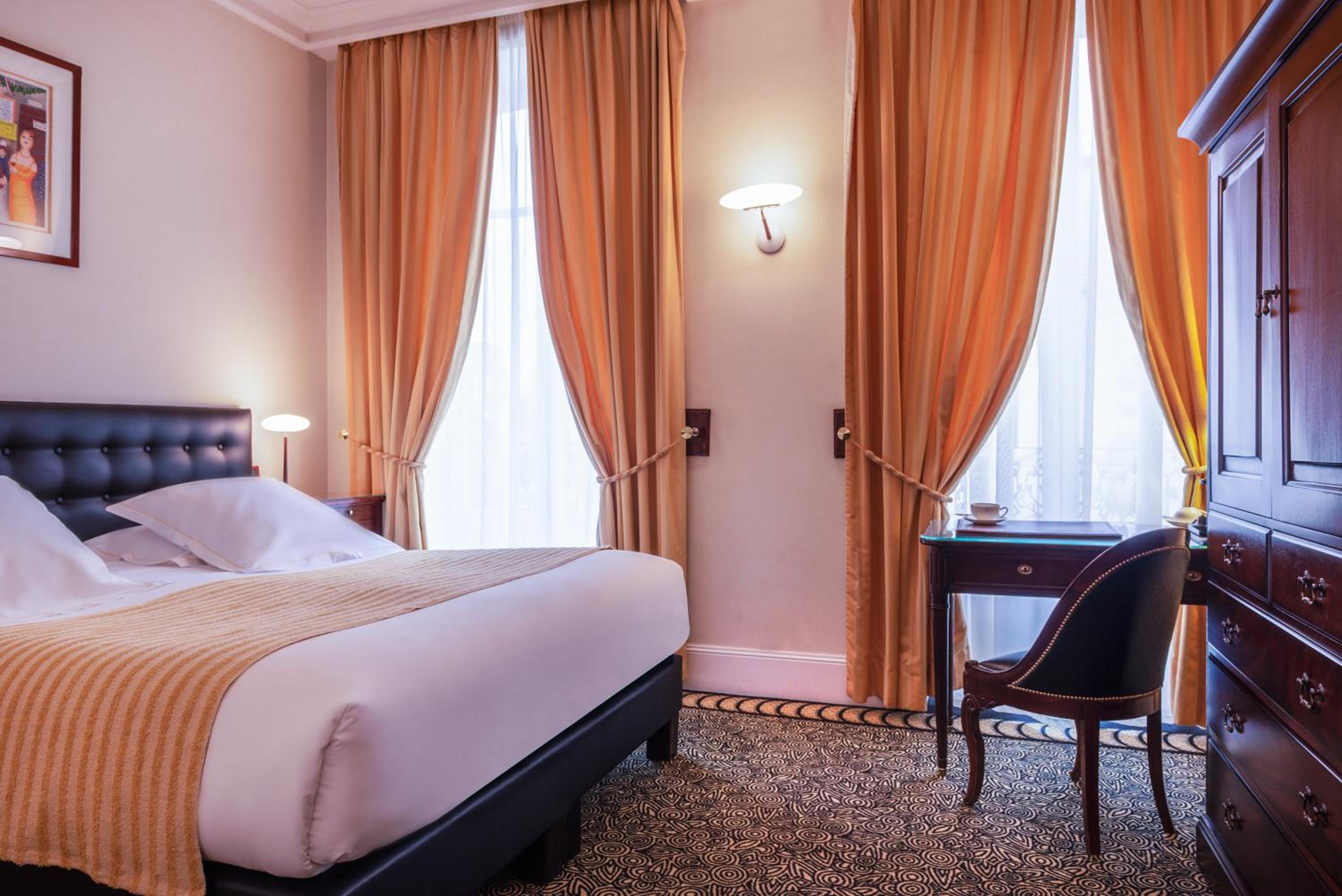Tradition Room