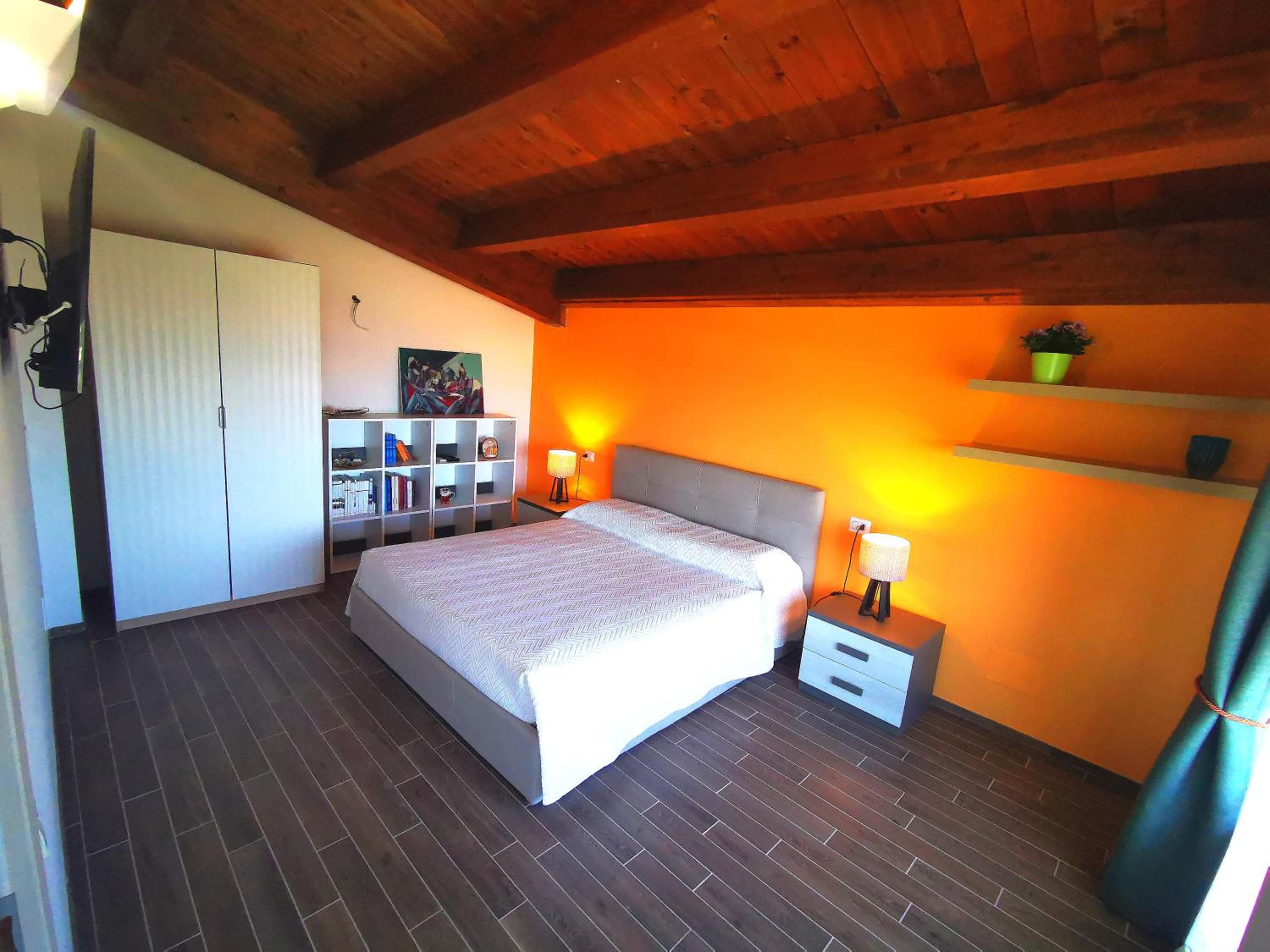 Apartment with Sea View - Photo 5