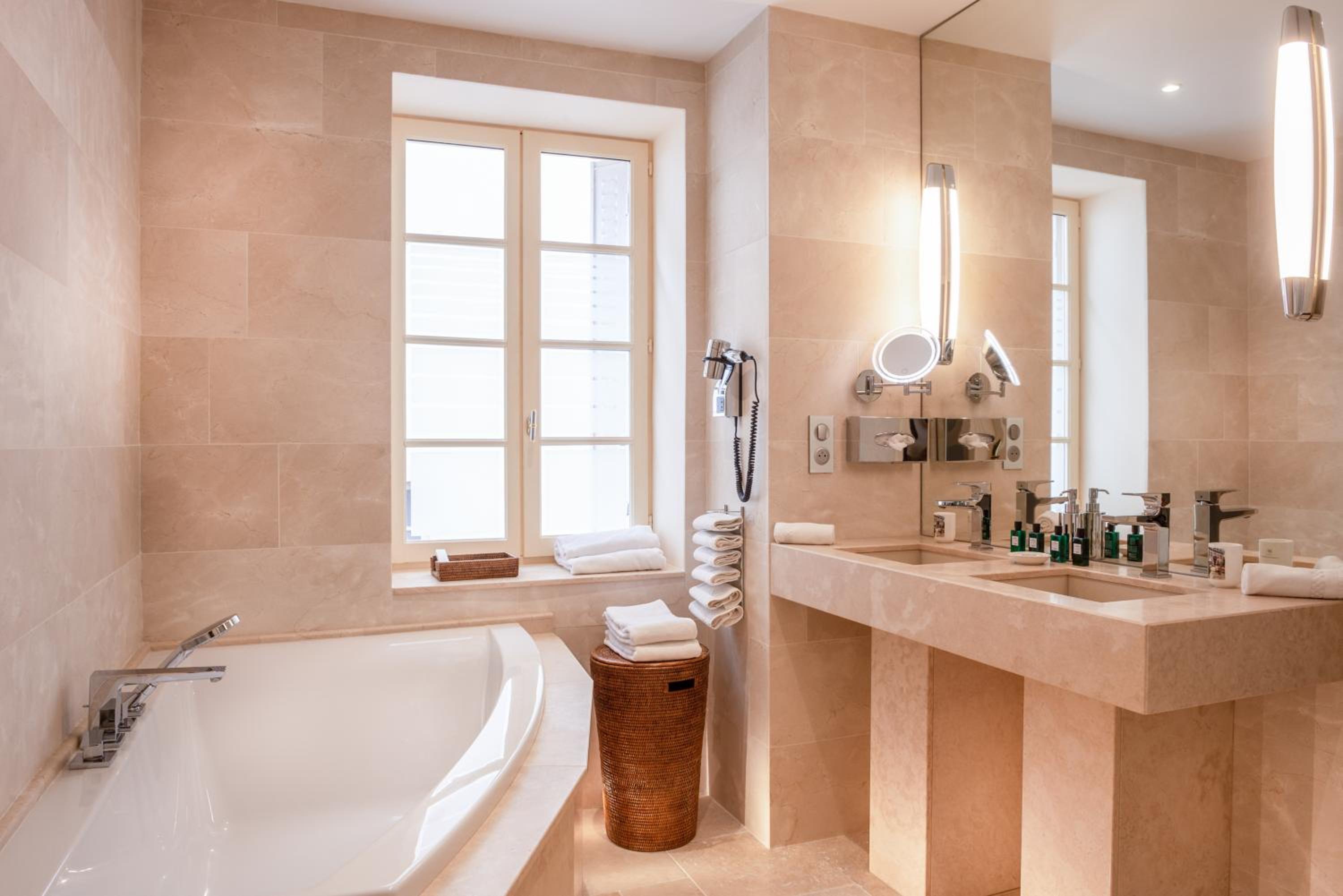 Suite Carmel photo