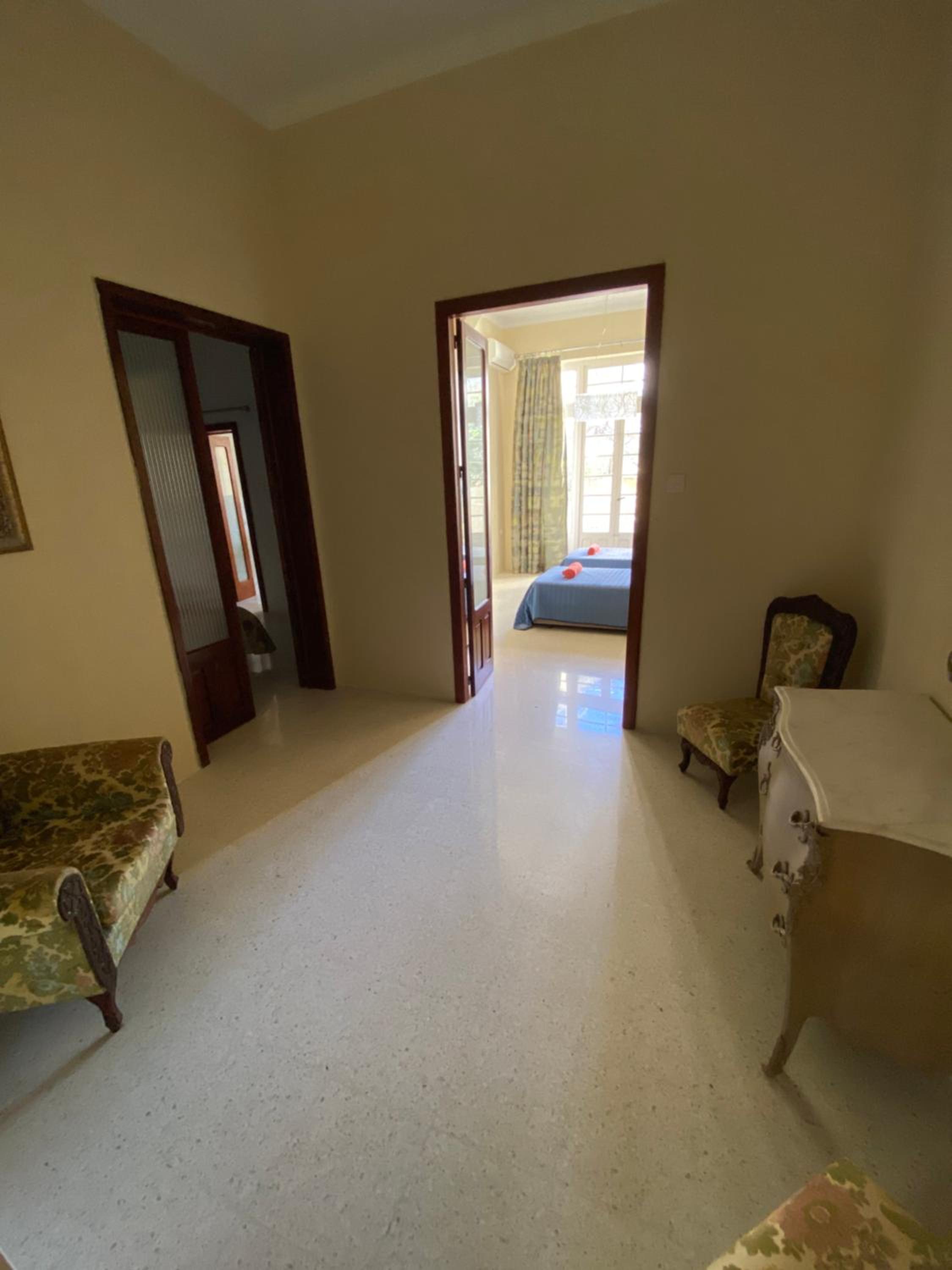Four-Bedroom House photo 2