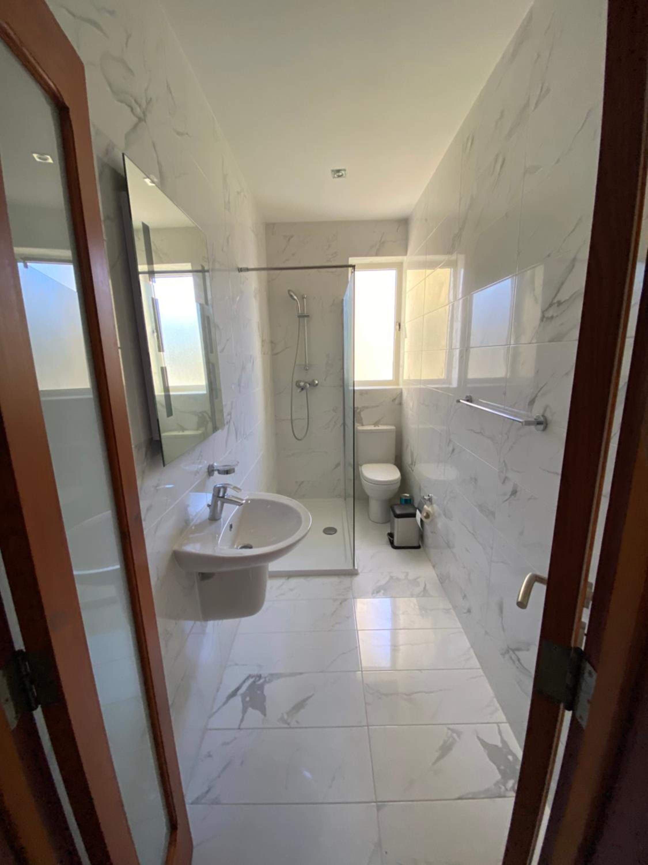 Budget Double Room photo 2