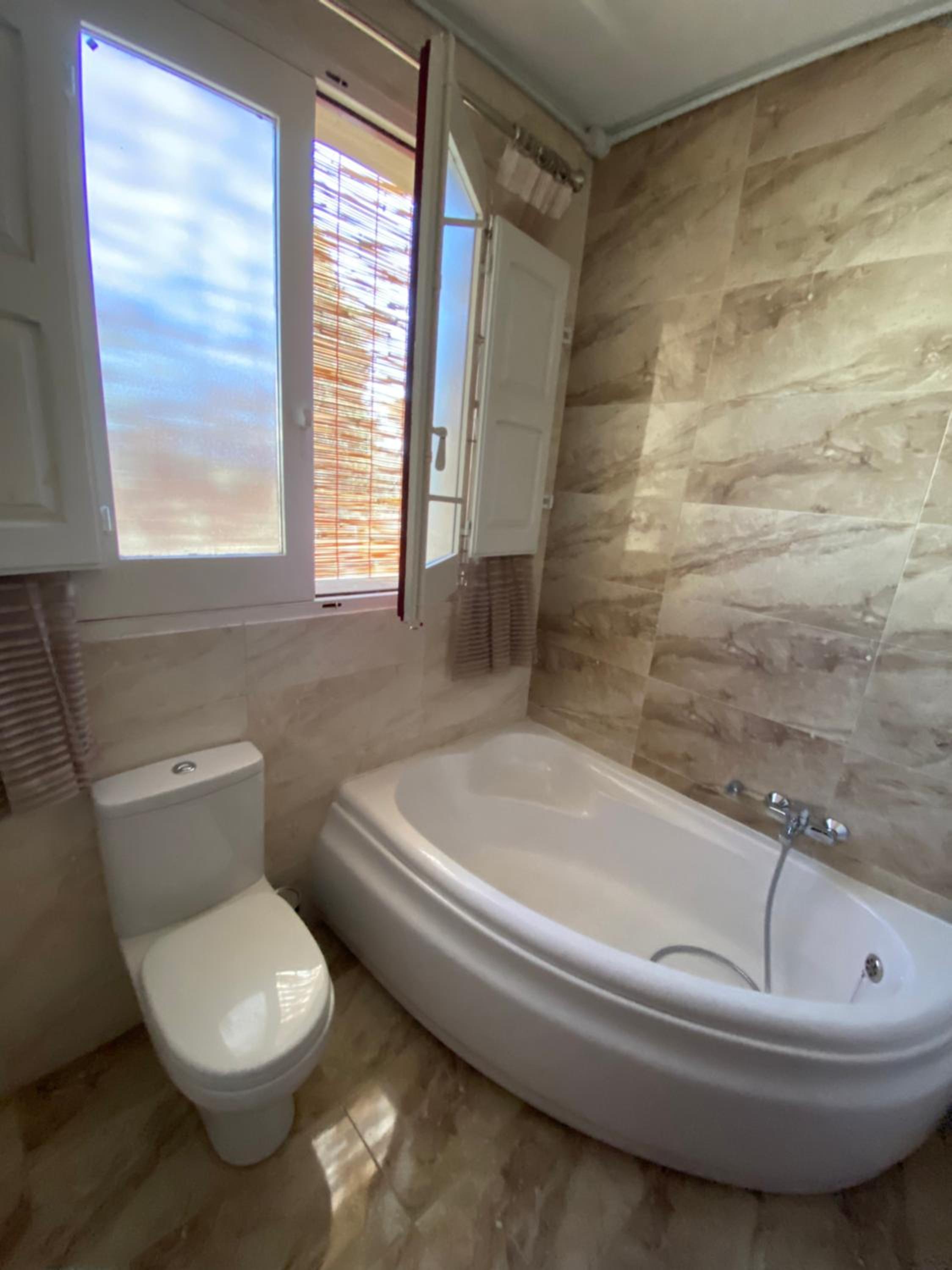 Deluxe Double Room with Balcony photo 2