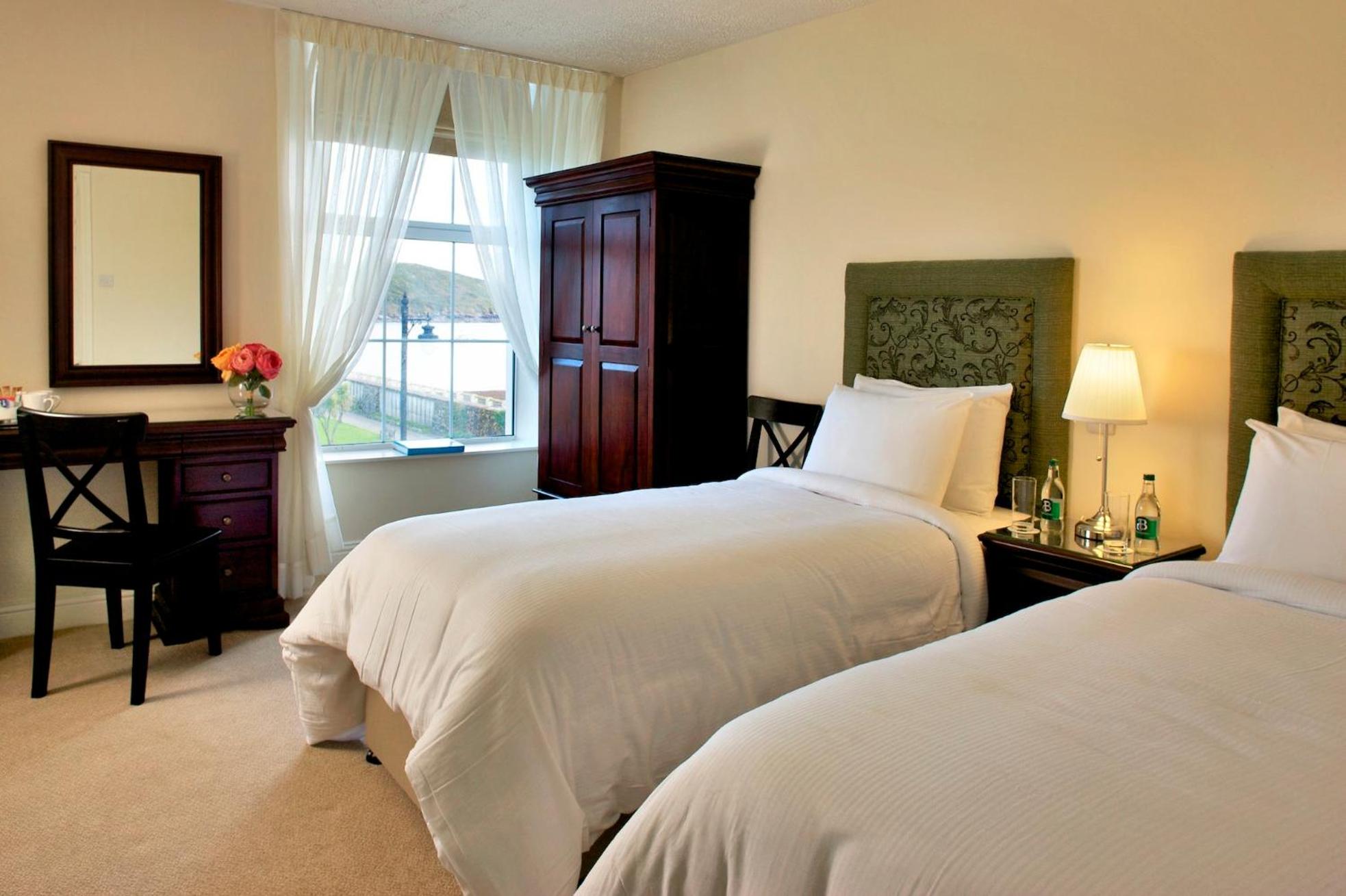 Twin Room with Sea View