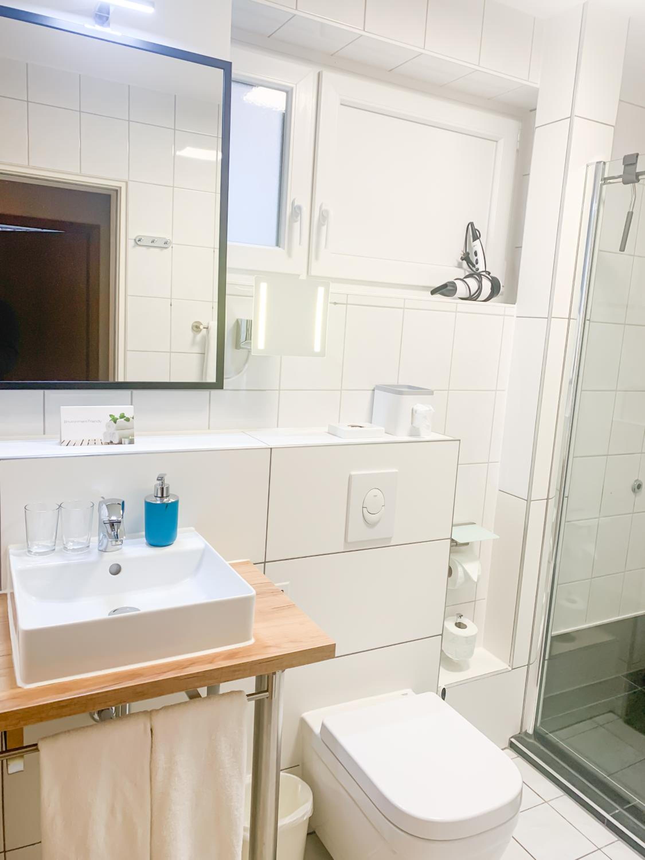 Double Room - Photo 9
