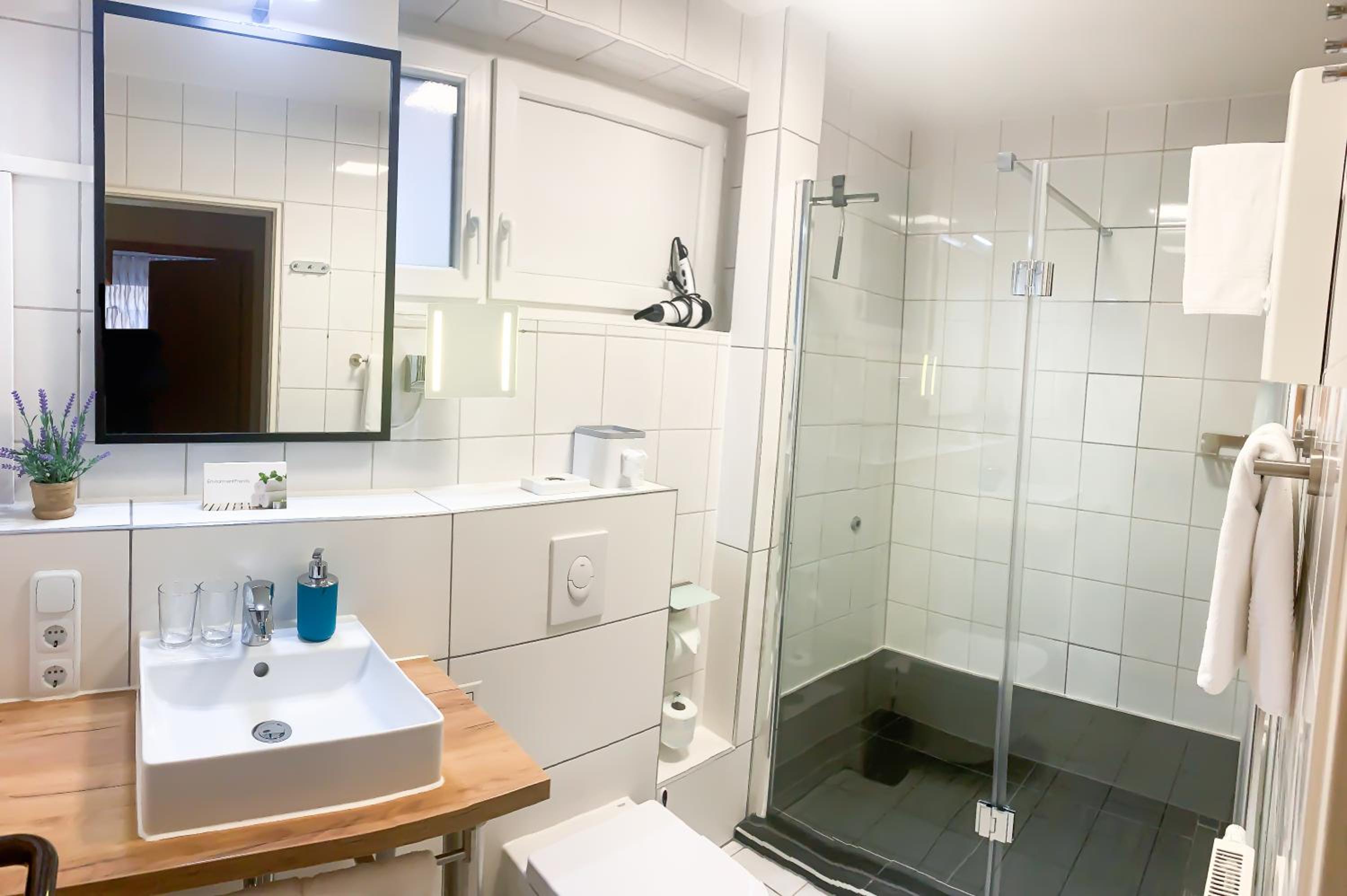 Double Room - Photo 15