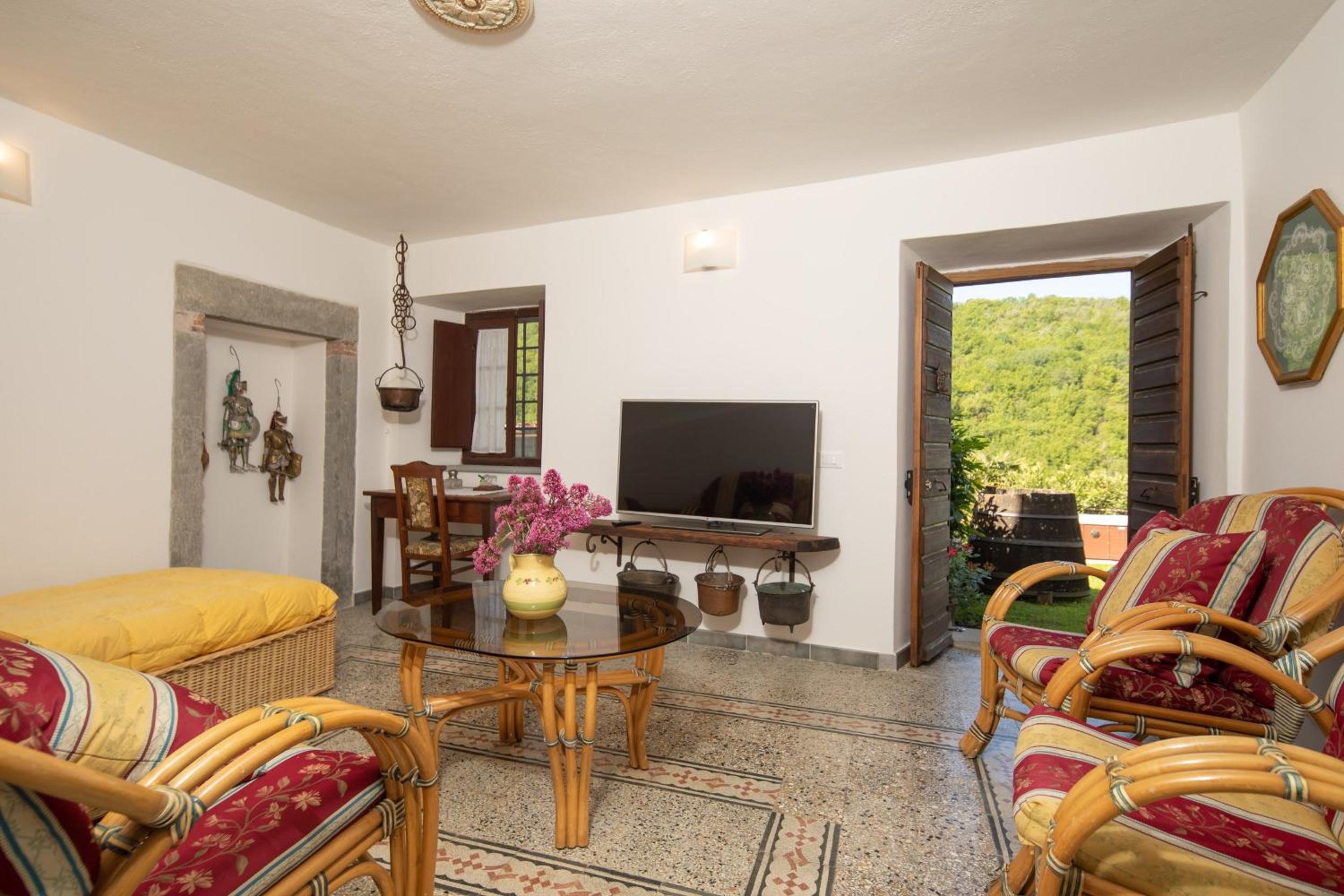 Villa photo 1