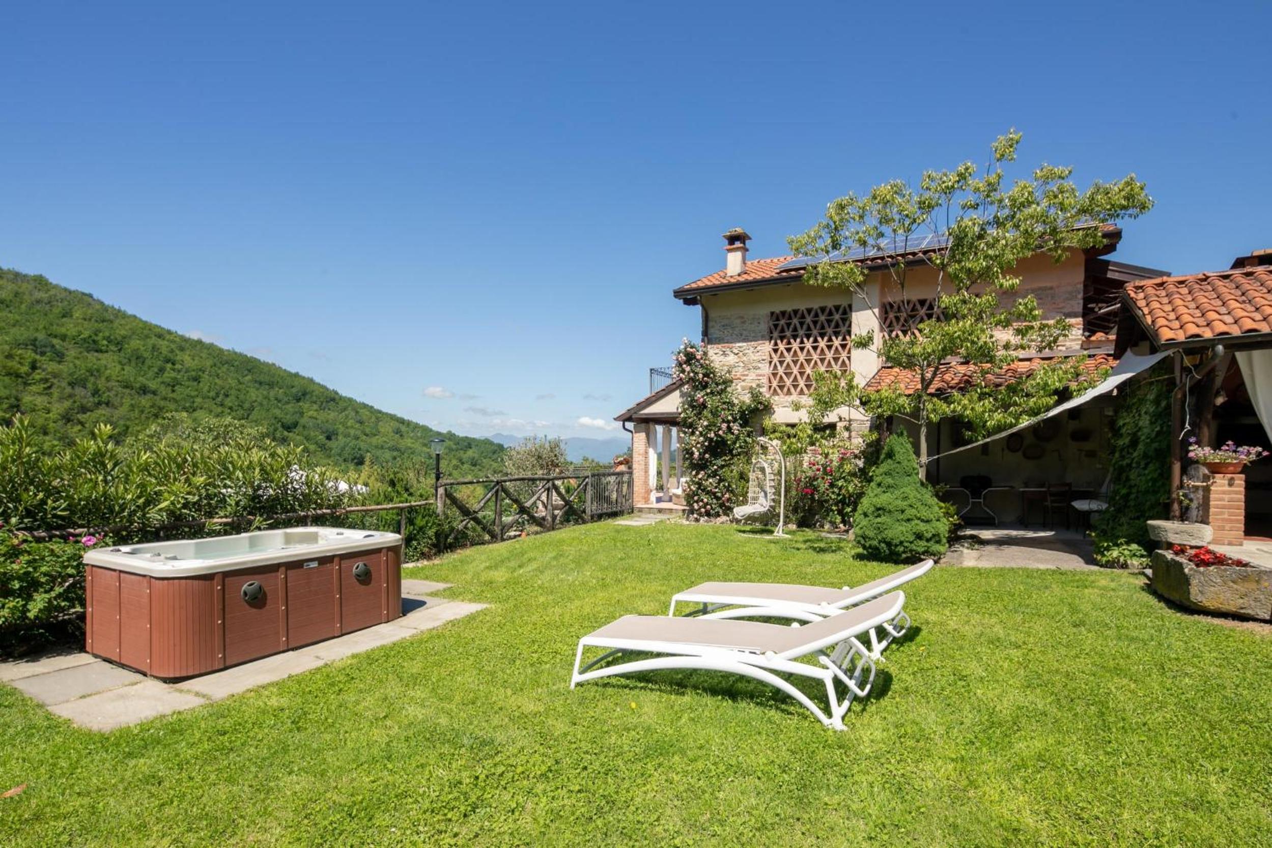 Villa photo 3