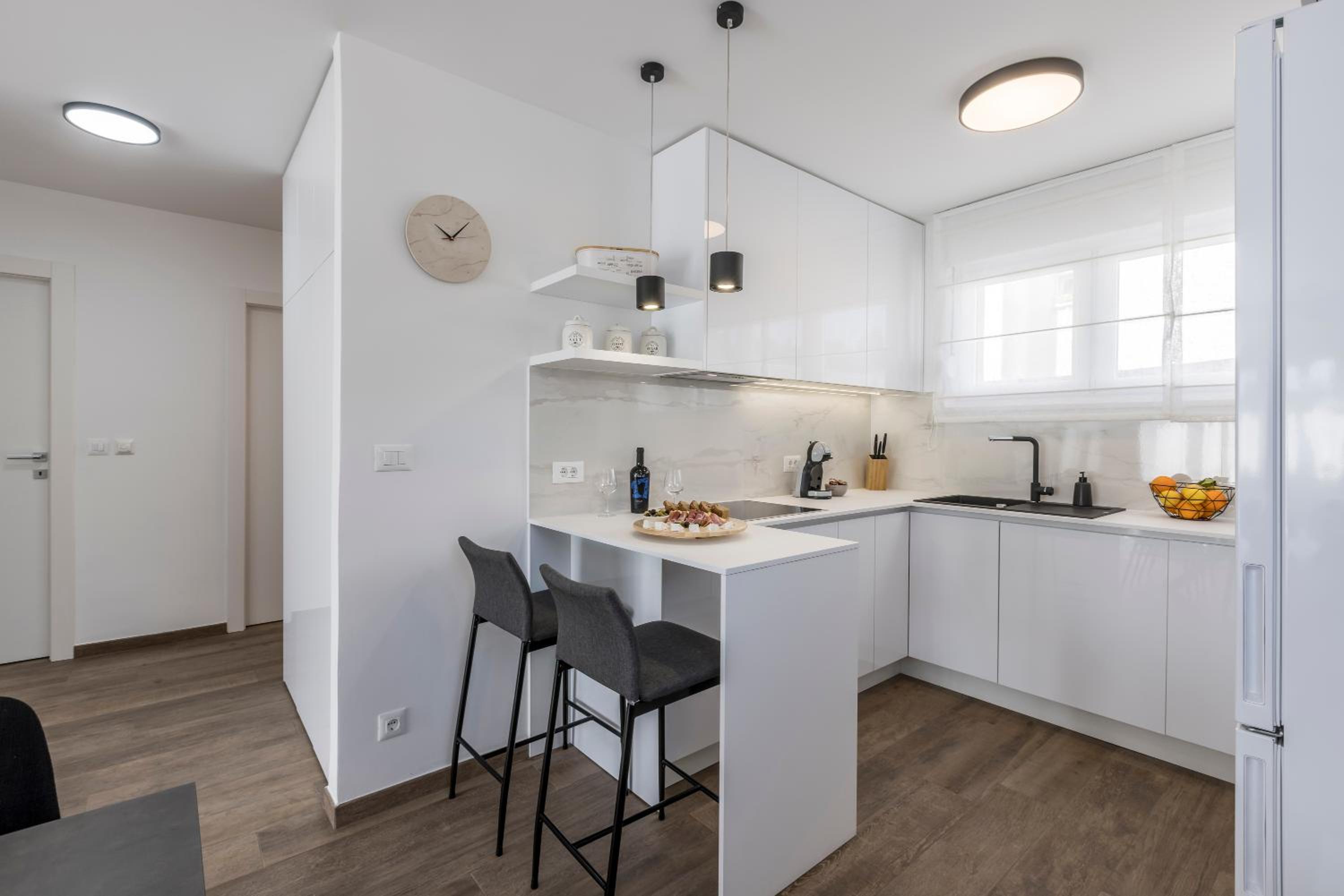 Two-Bedroom Apartment - Photo 19