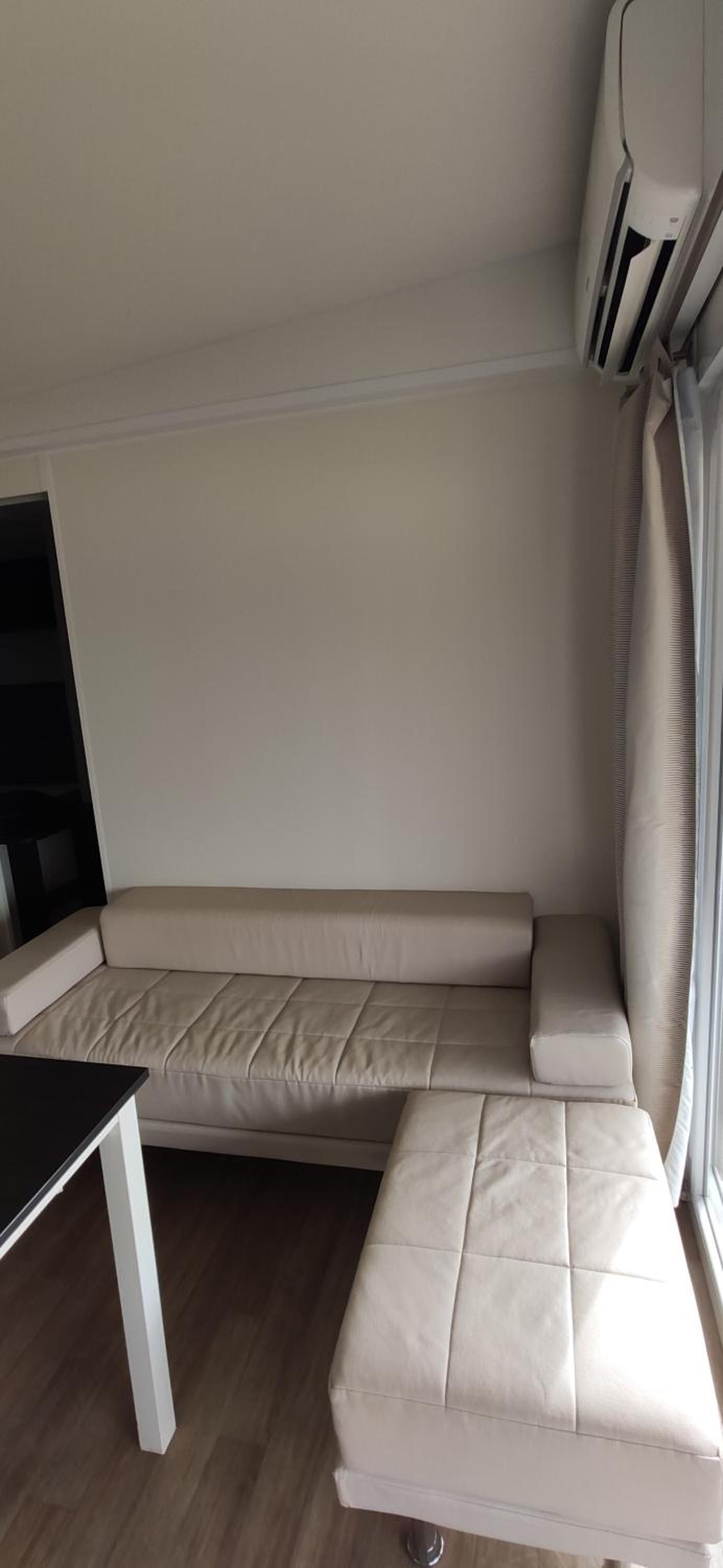 Mobile Home - Photo 11
