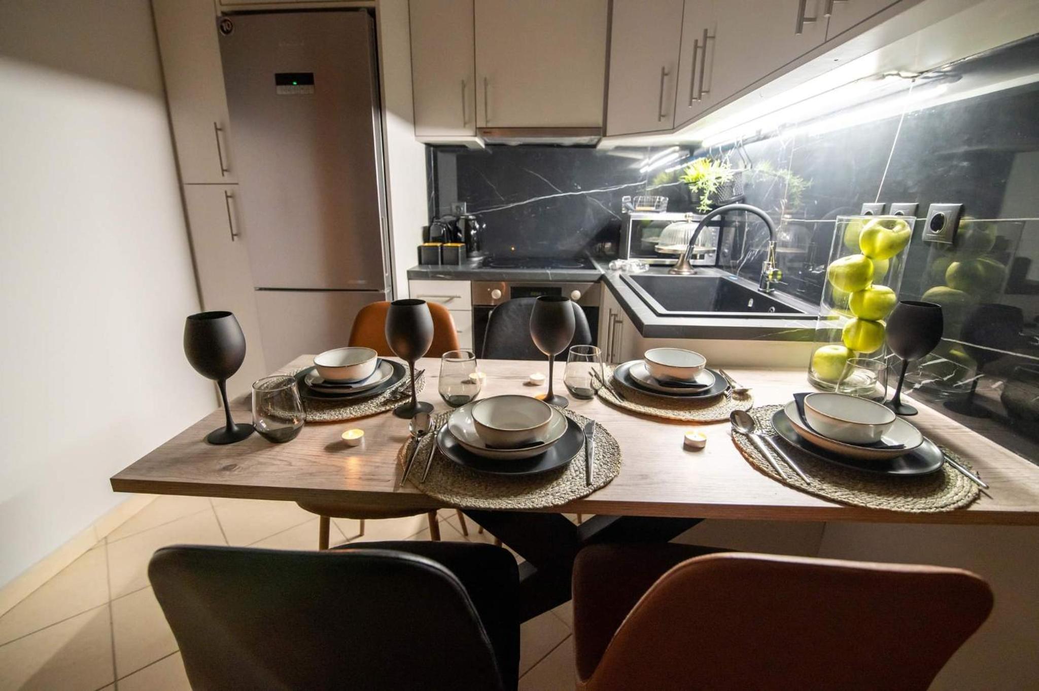 Two-Bedroom Apartment - Photo 14
