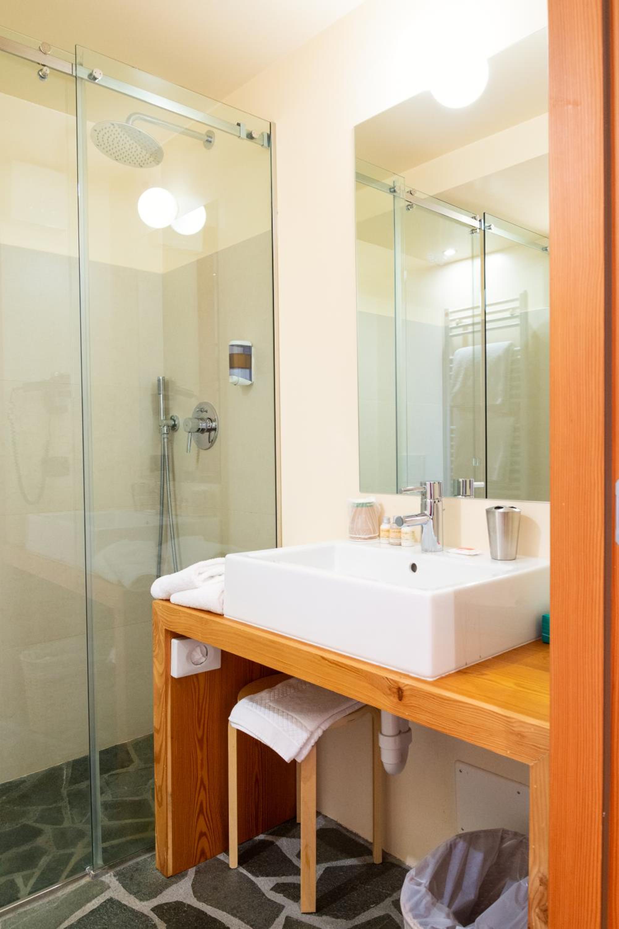Junior Suite - Photo 6