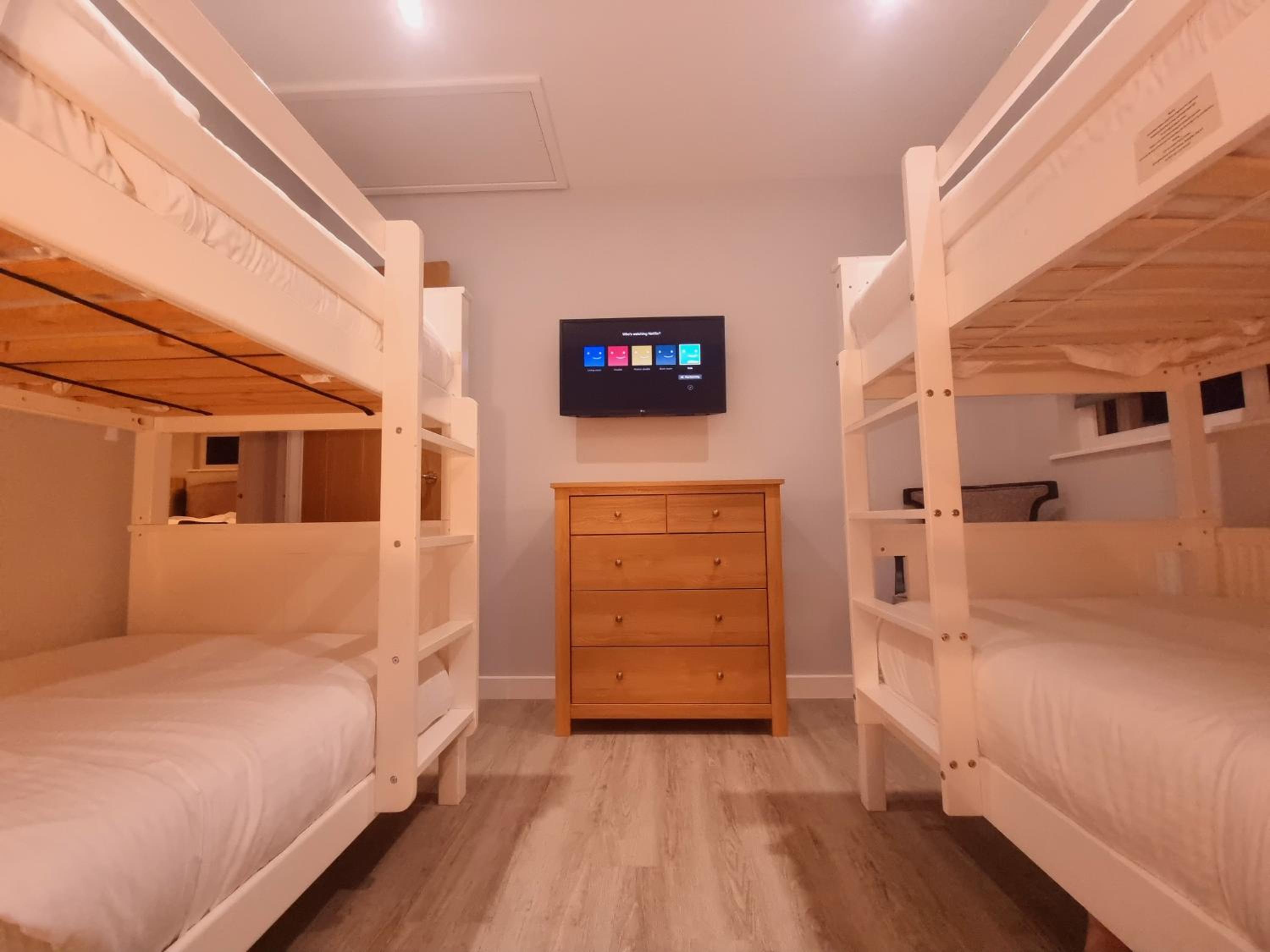 Deluxe Apartment photo 2
