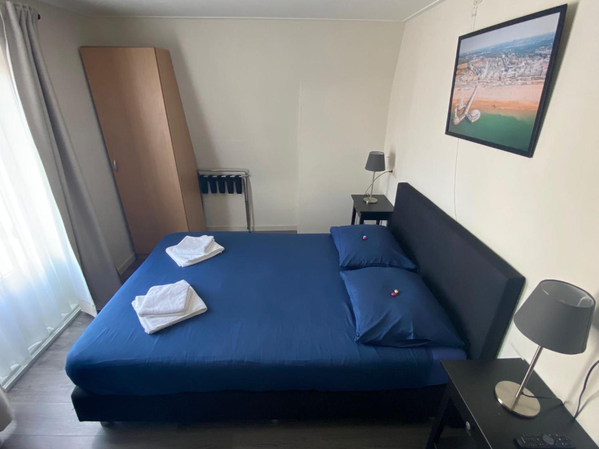 Deluxe Double Room with Bath - Photo 1