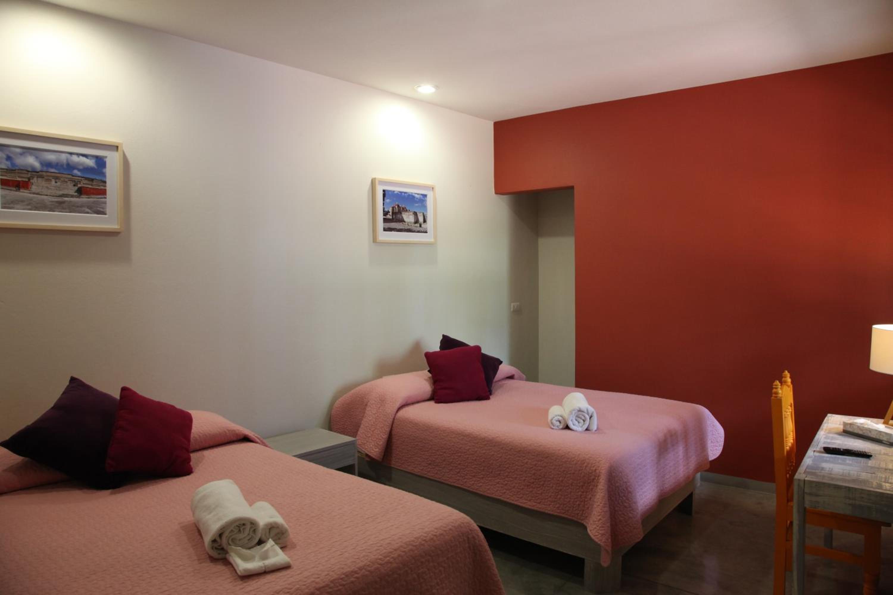 Double Room with Two Double Beds photo 1