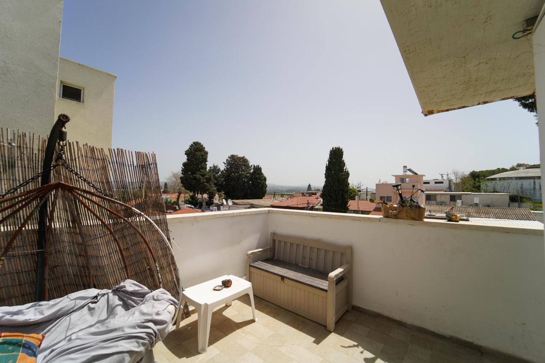 One-Bedroom Apartment - Photo 67