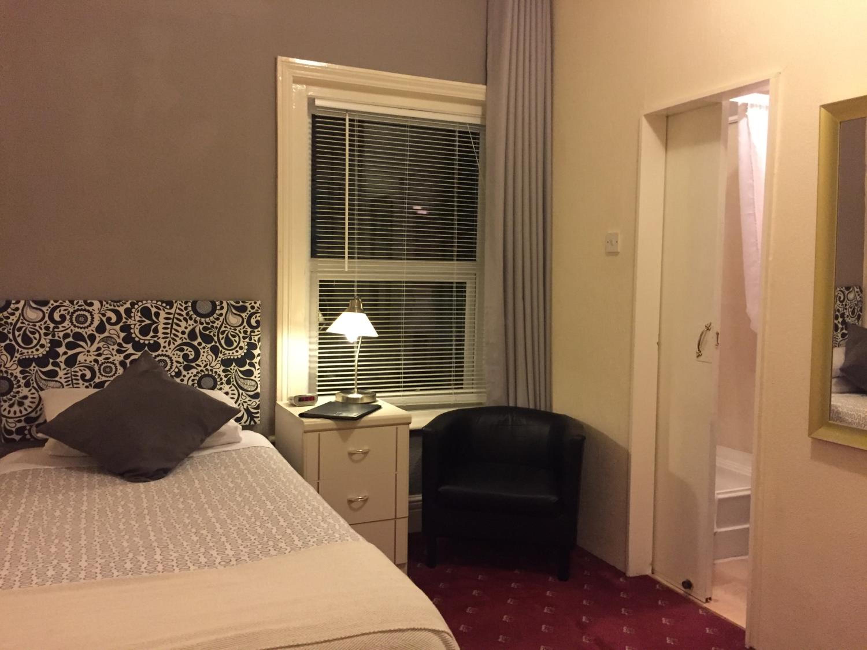 Standard Single Room photo 3