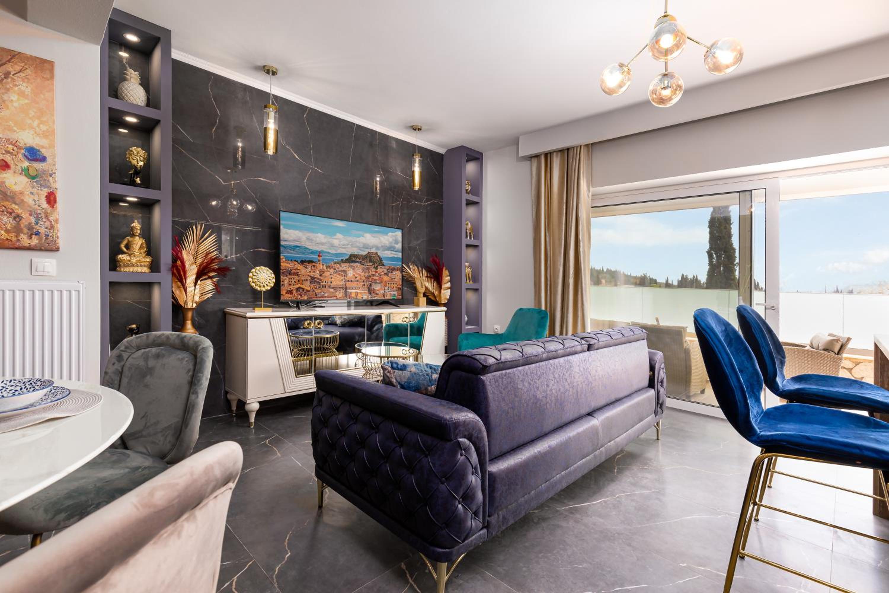 Three-Bedroom Villa photo 1