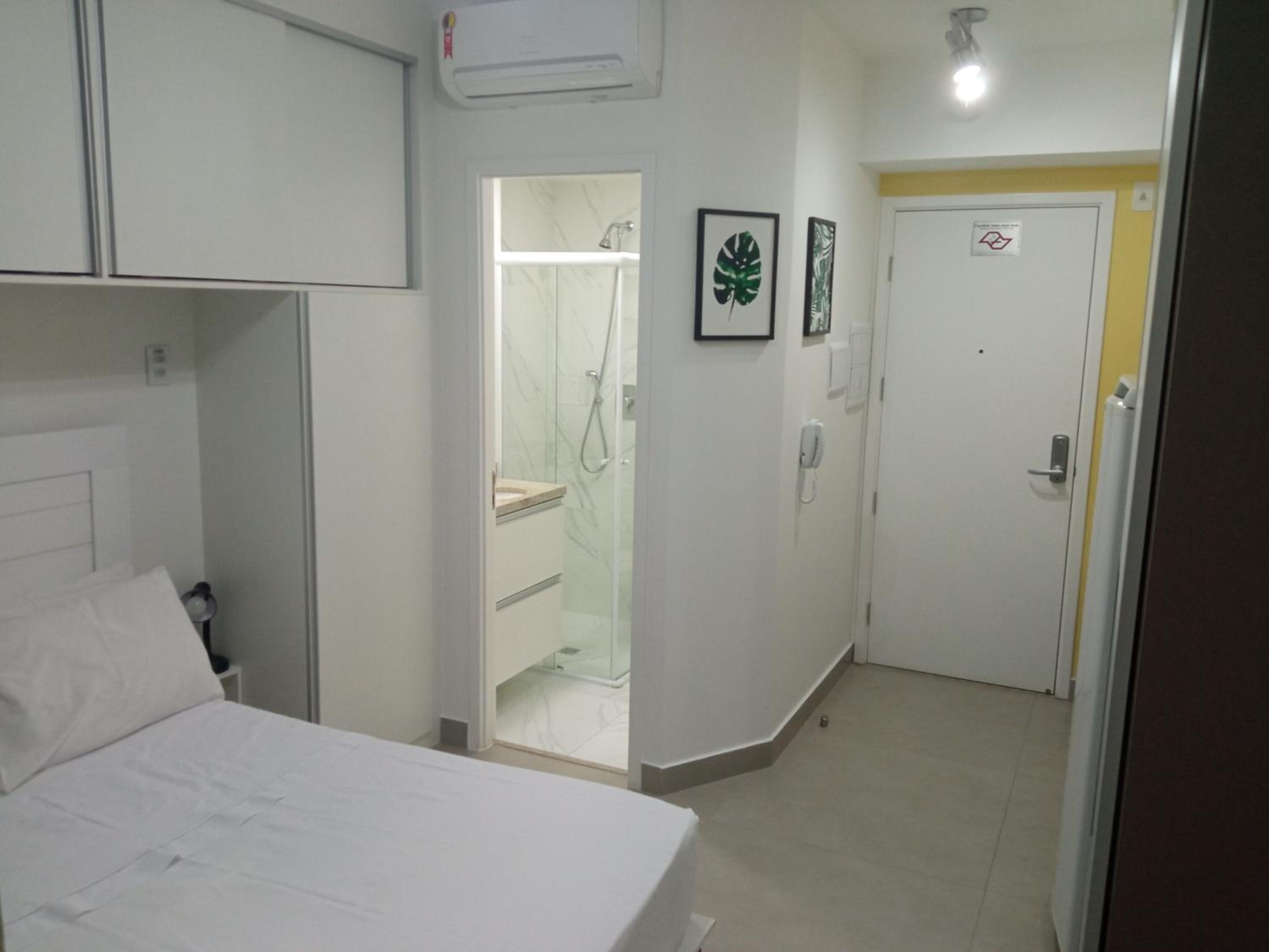 Studio Apartment - Photo 11