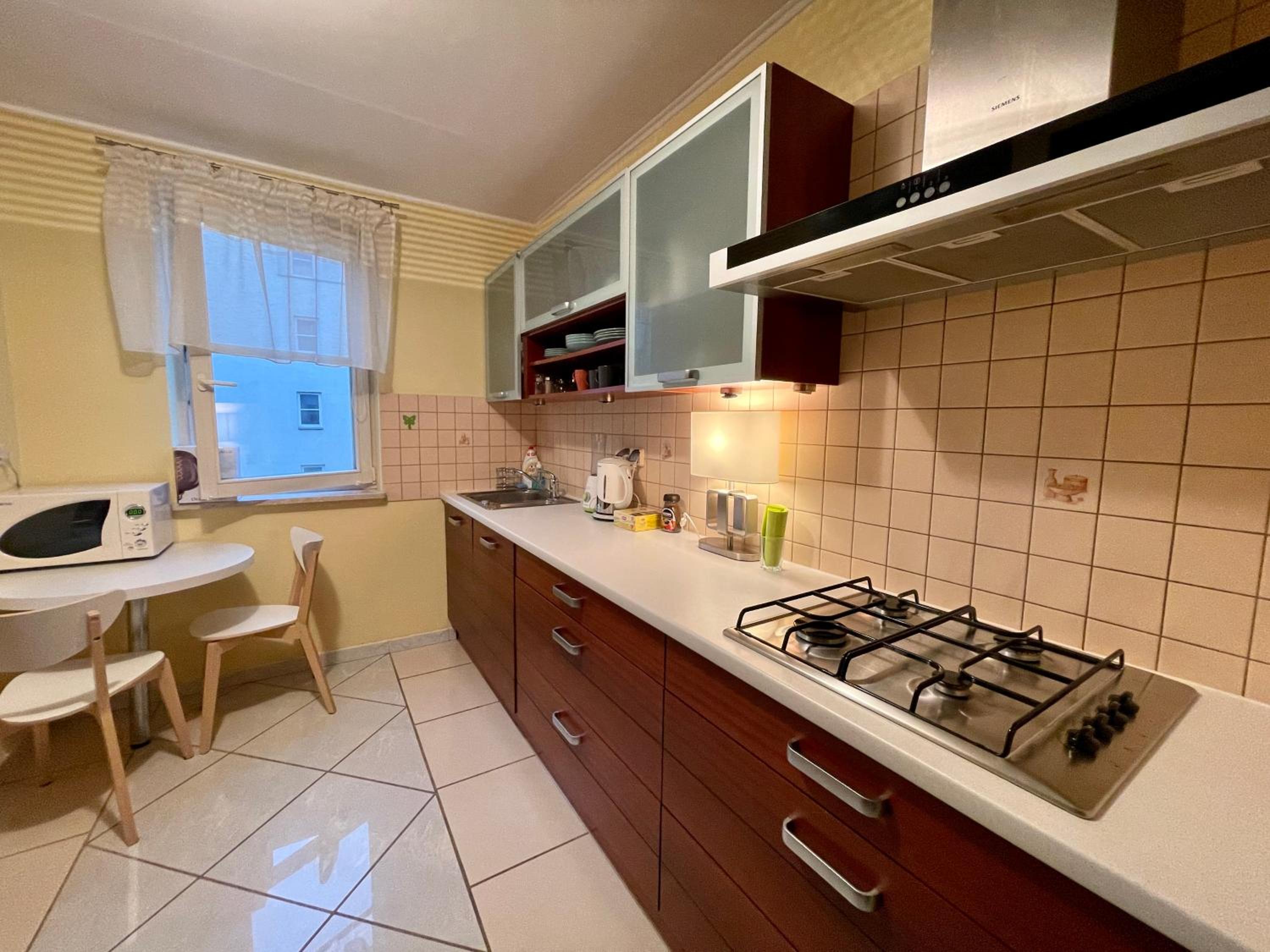 One-Bedroom Apartment - Photo 9
