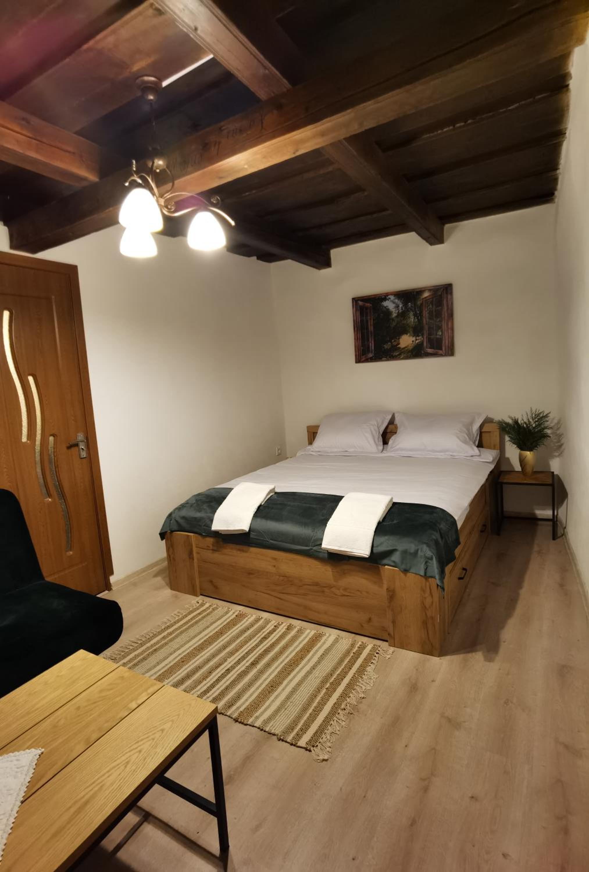 Deluxe Double Room with Extra Bed - Photo 1