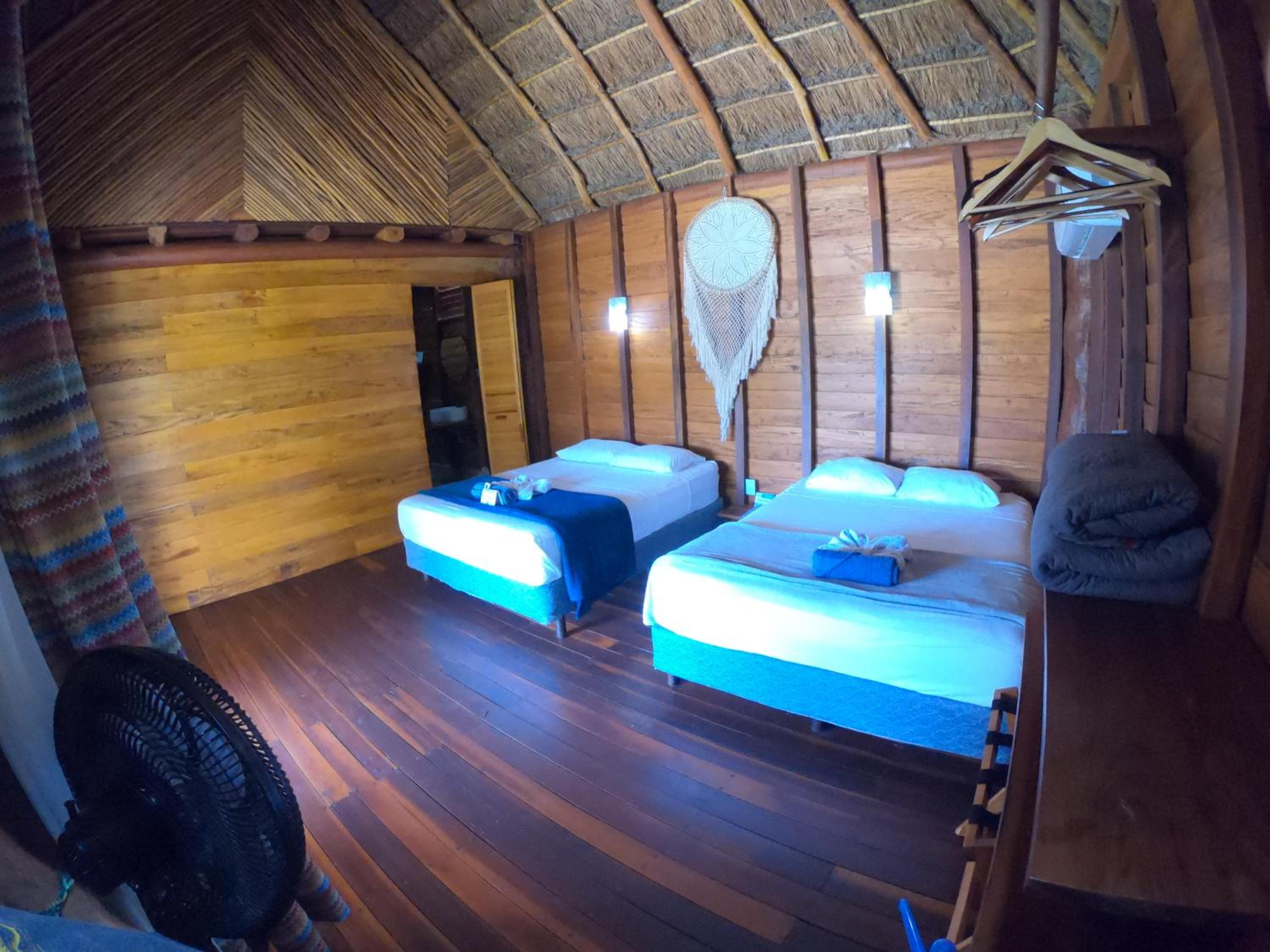 Deluxe Twin Room with Sea View - Photo 26