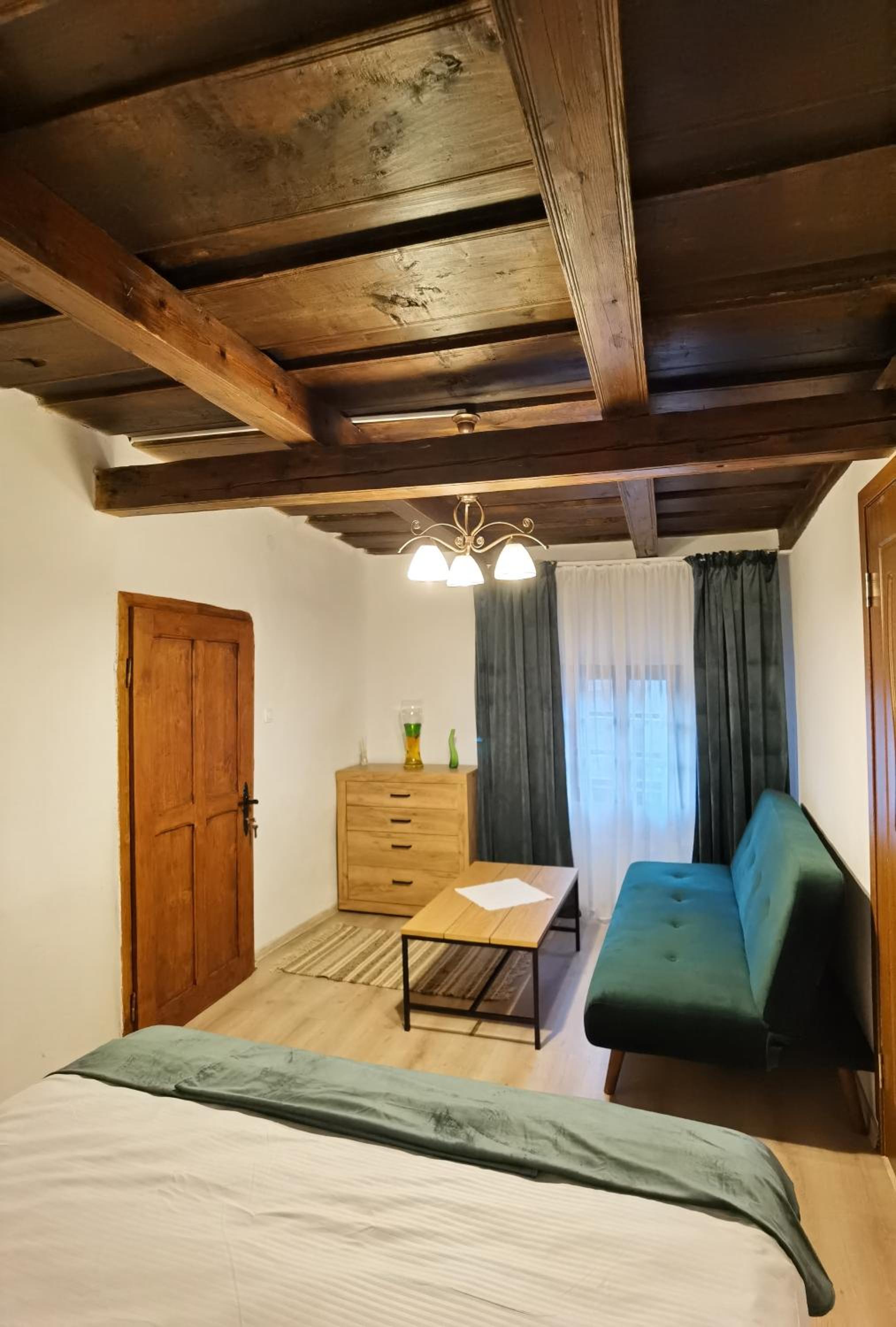 Deluxe Double Room with Extra Bed - Photo 5
