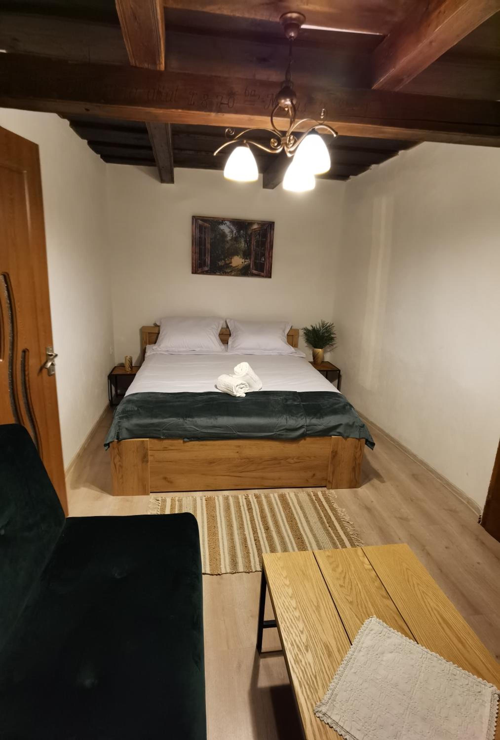 Deluxe Double Room with Extra Bed - Photo 6