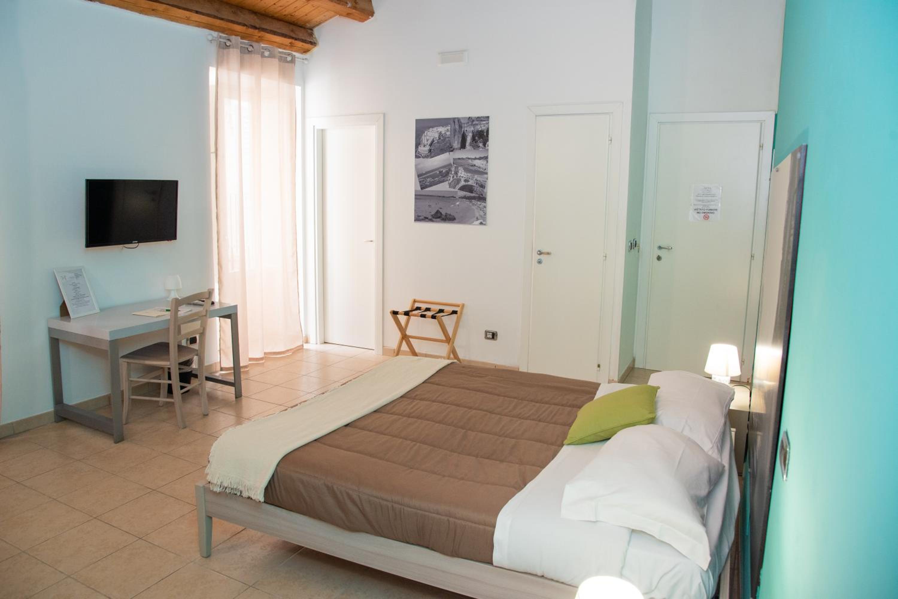 Superior Double Room - Photo 20