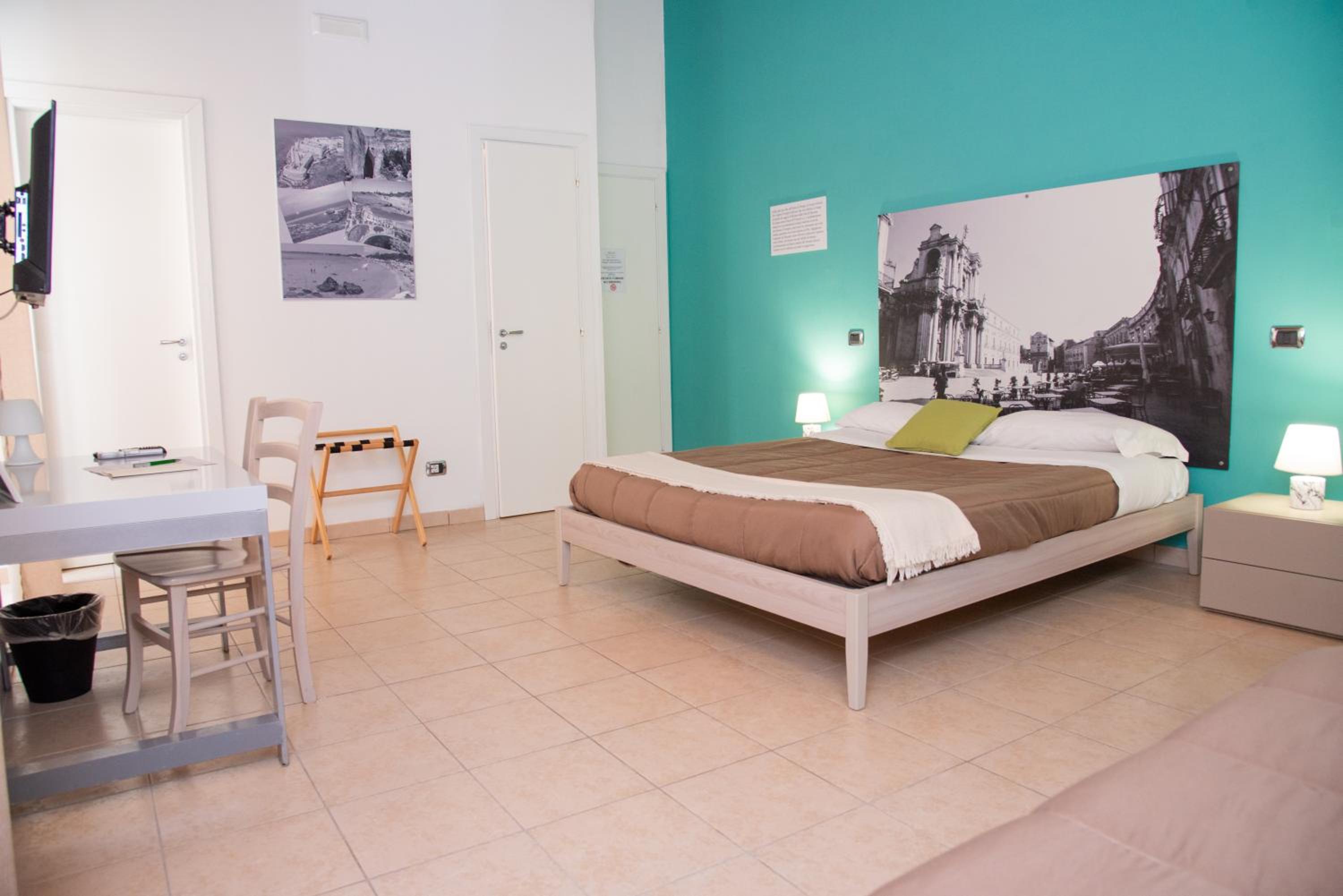 Superior Double Room - Photo 10