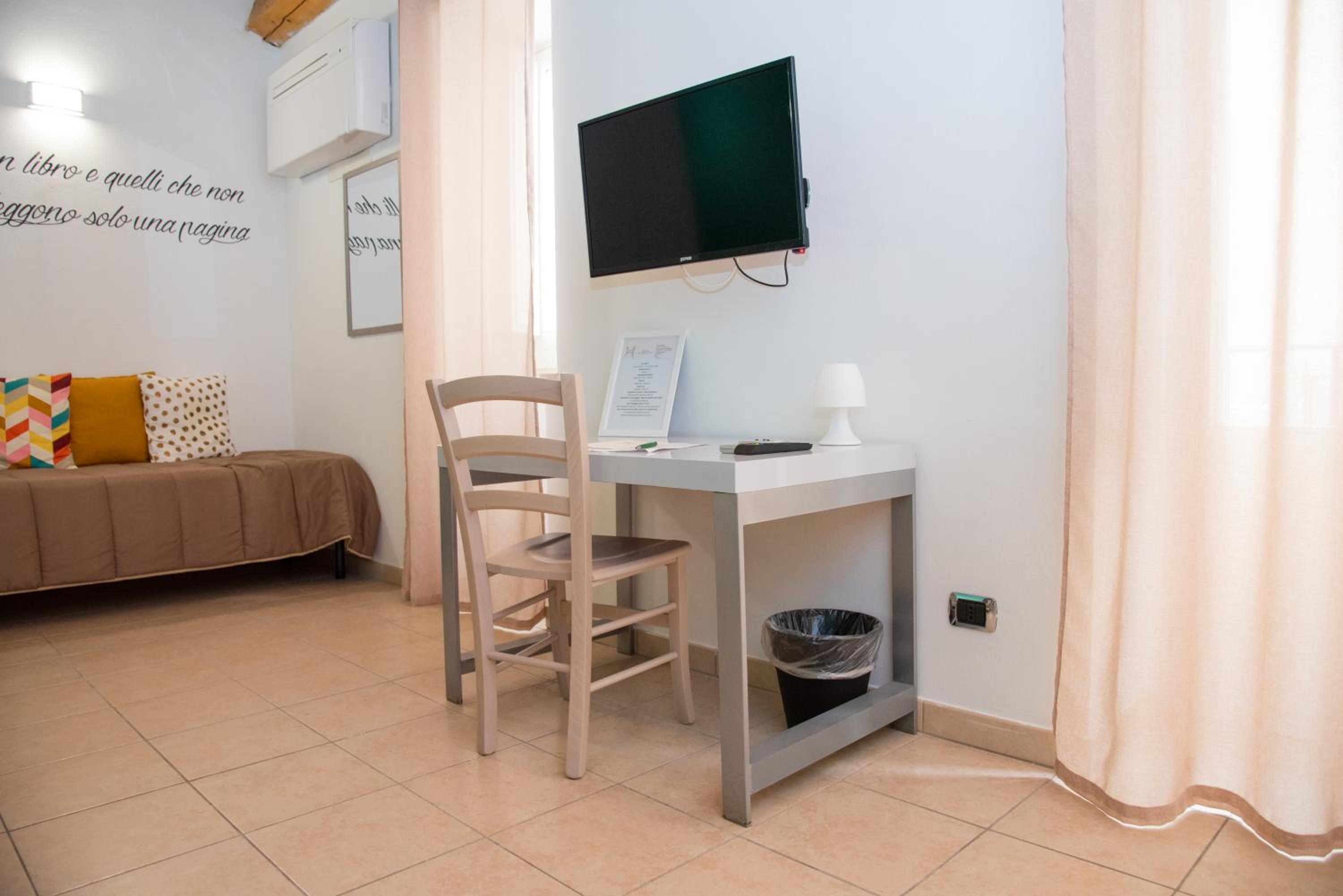 Superior Double Room - Photo 2