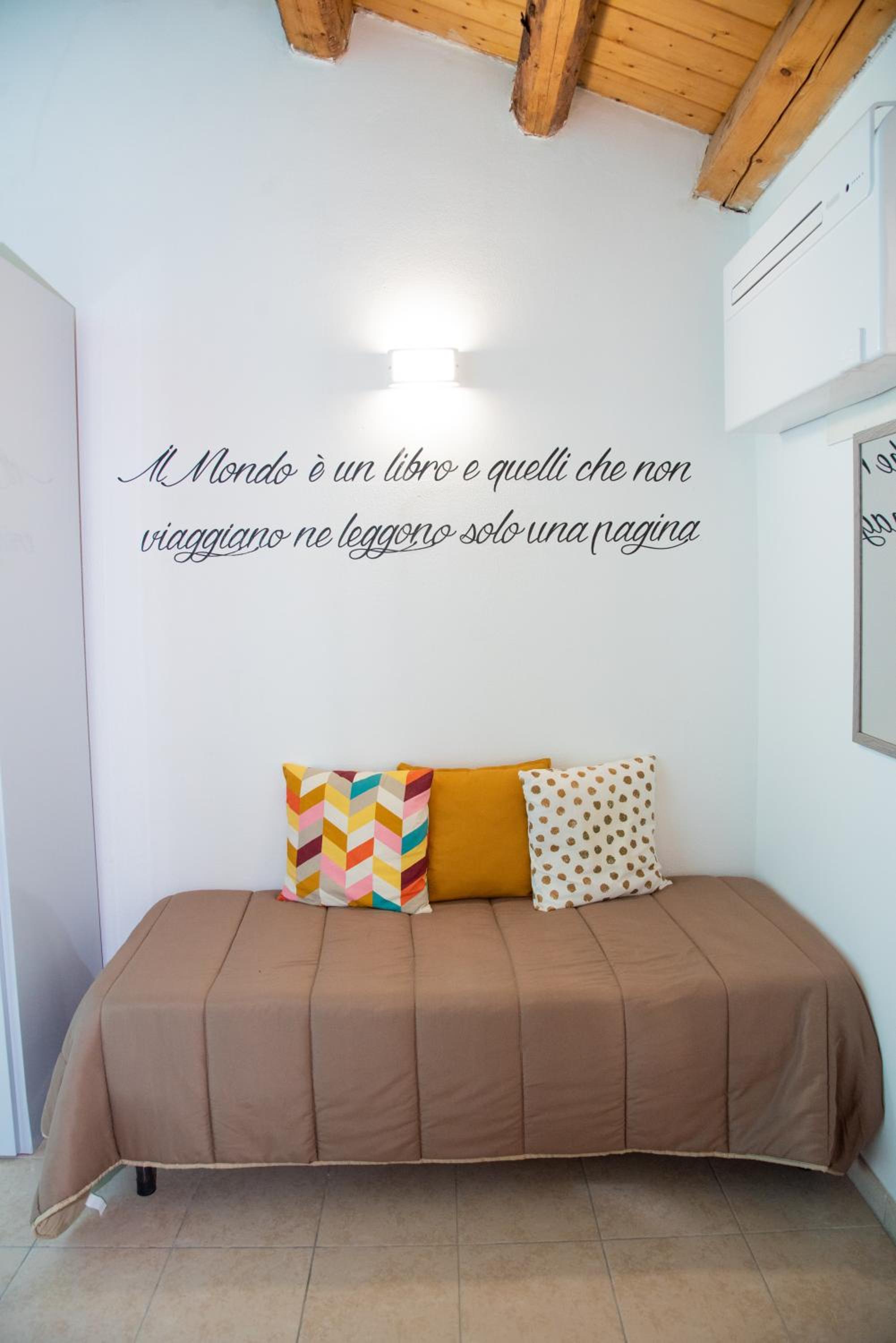 Superior Double Room - Photo 17
