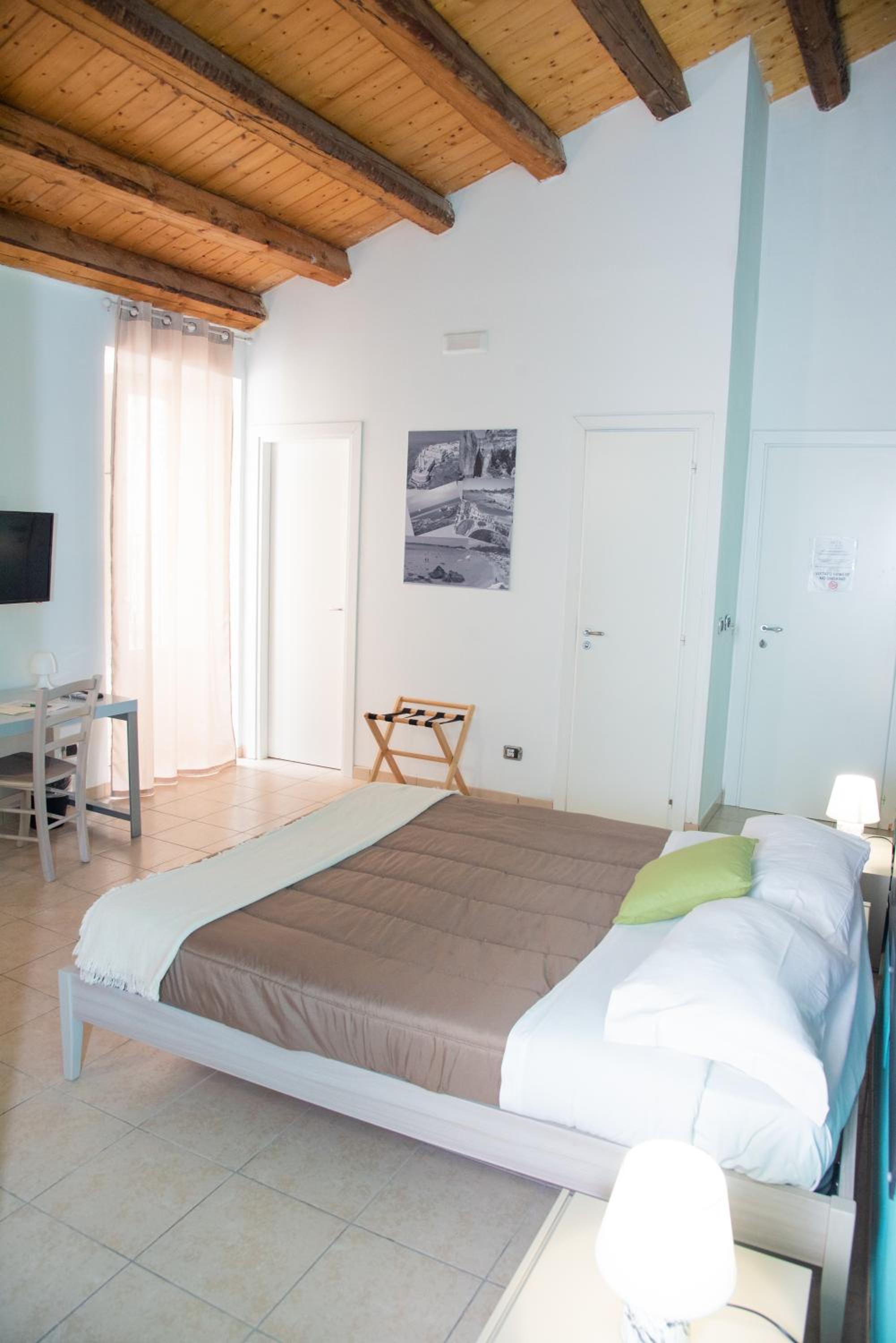 Superior Double Room - Photo 5