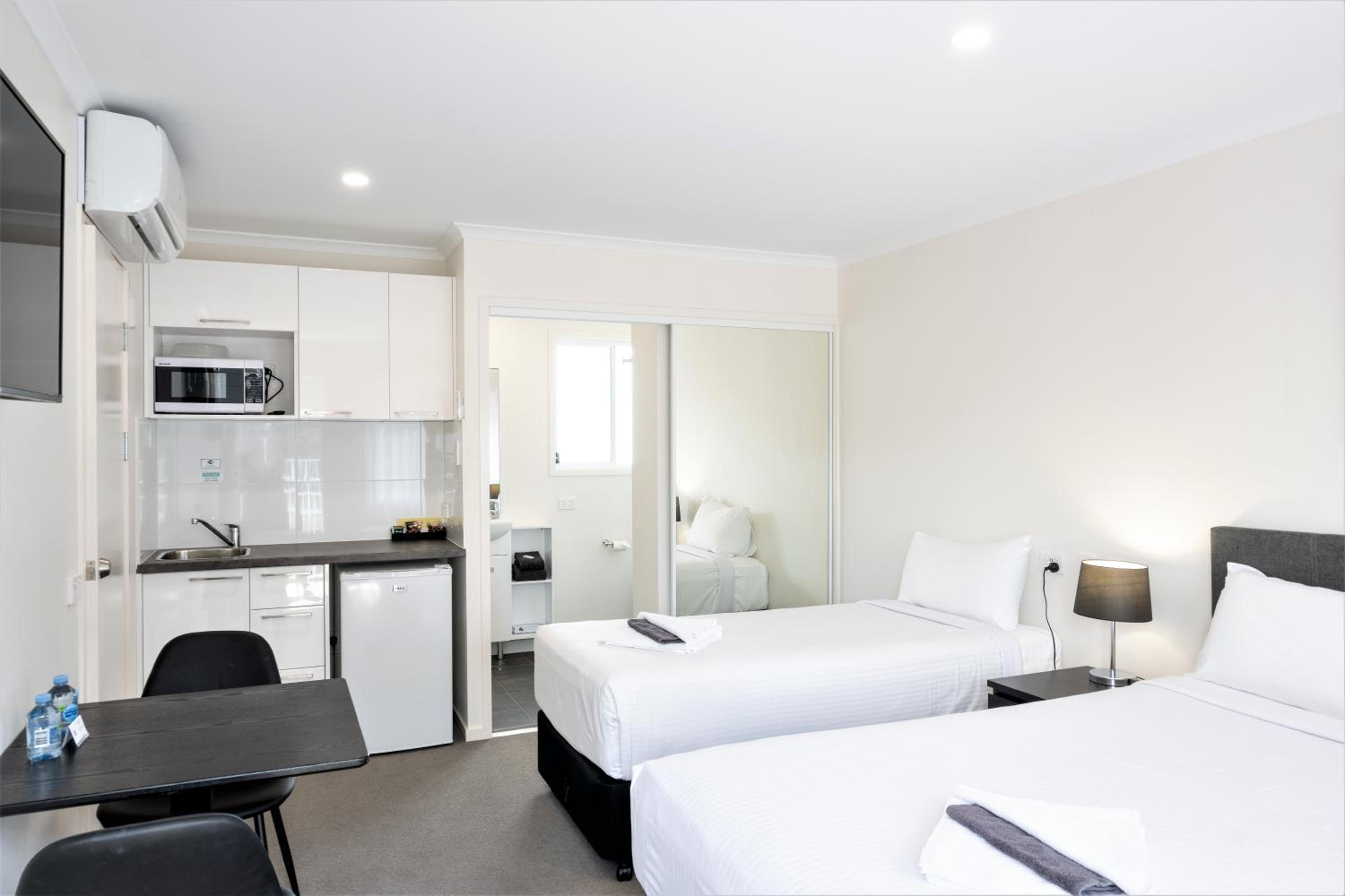 Deluxe Triple Room - Photo 2