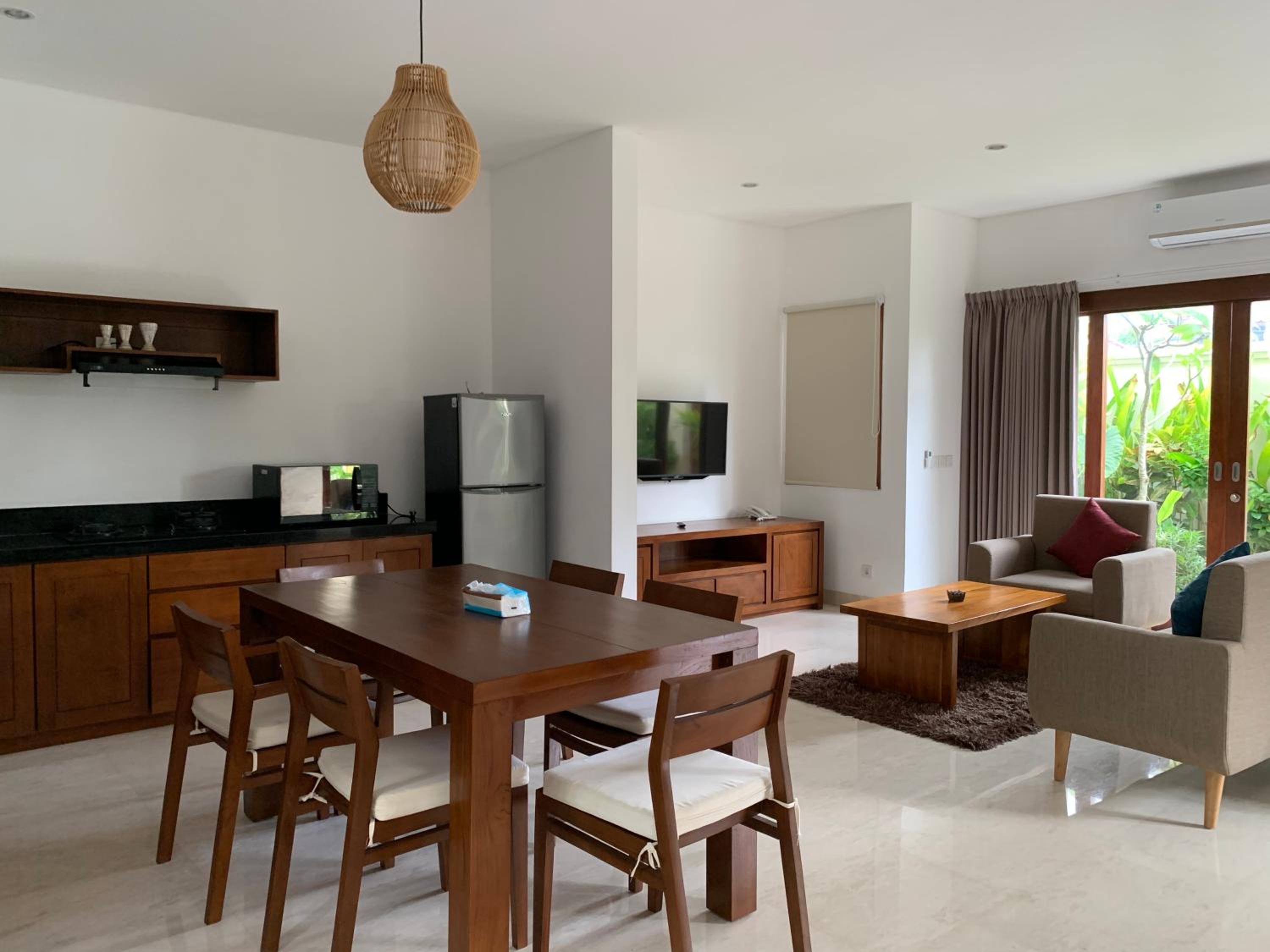 Royal Three-Bedroom Villa with Private Pool - Photo 8
