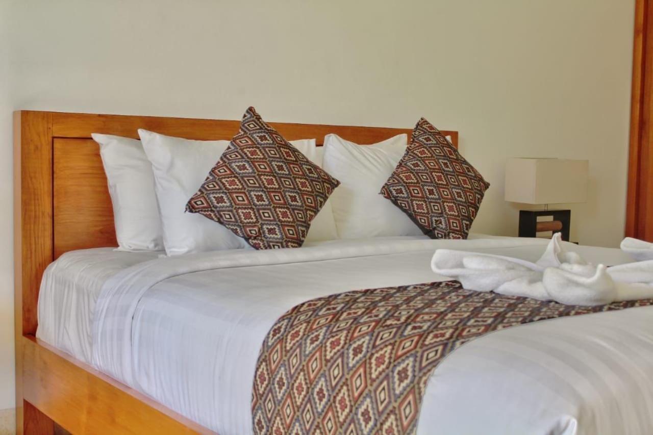 Royal Three-Bedroom Villa with Private Pool - Photo 9
