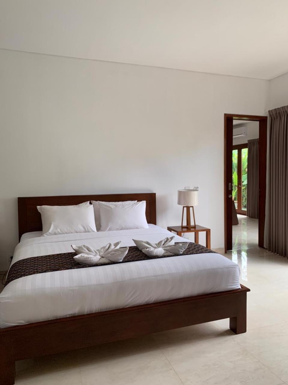 Royal Three-Bedroom Villa with Private Pool - Photo 1
