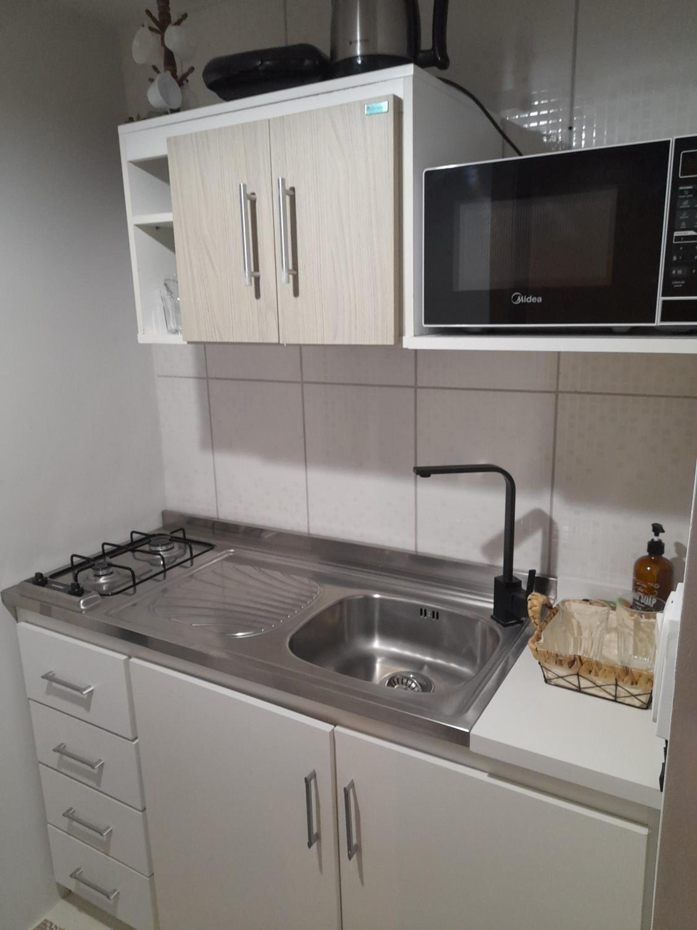 Studio Apartment - Photo 8