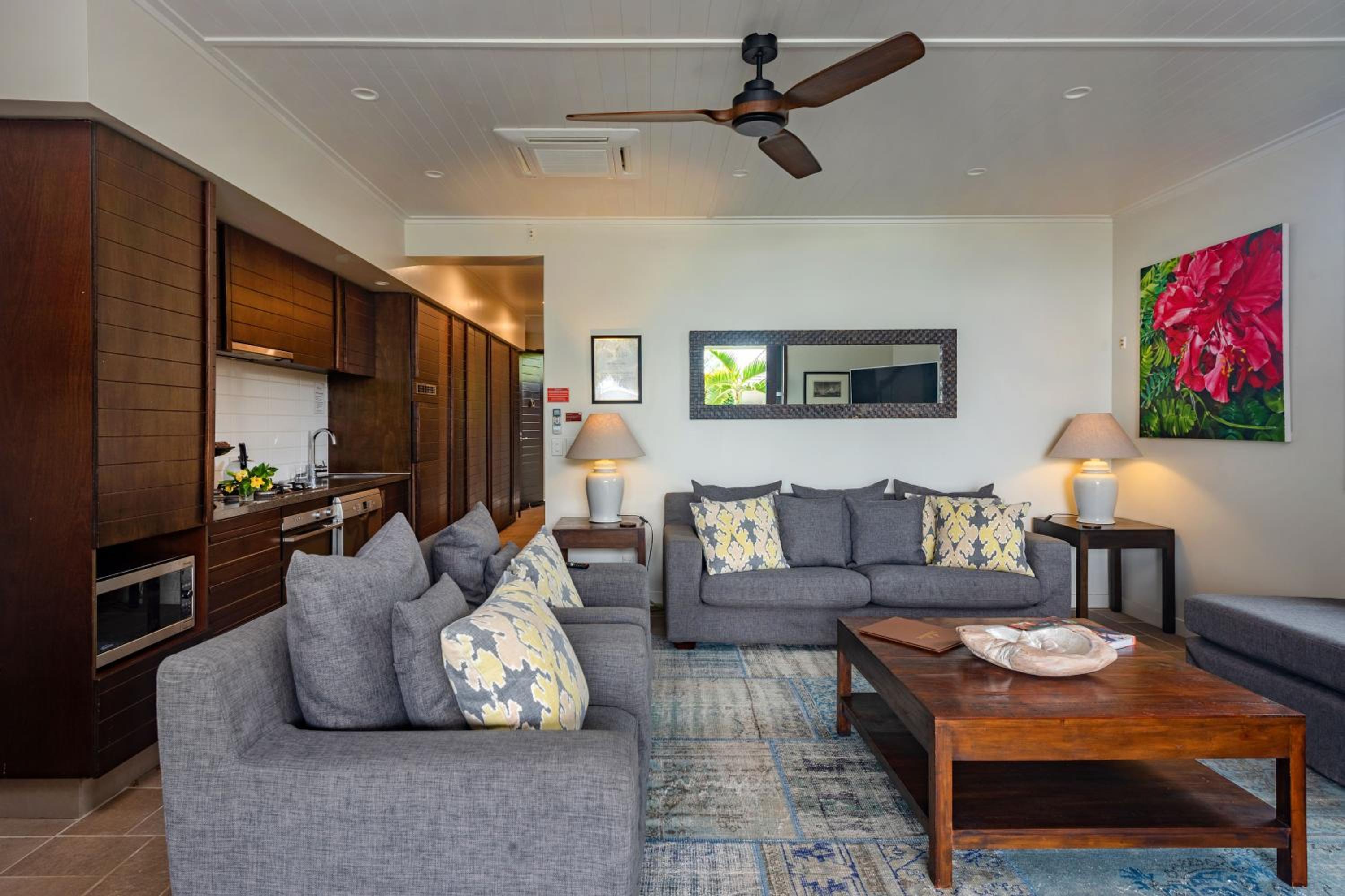One-Bedroom Villa - Beachfront photo 1
