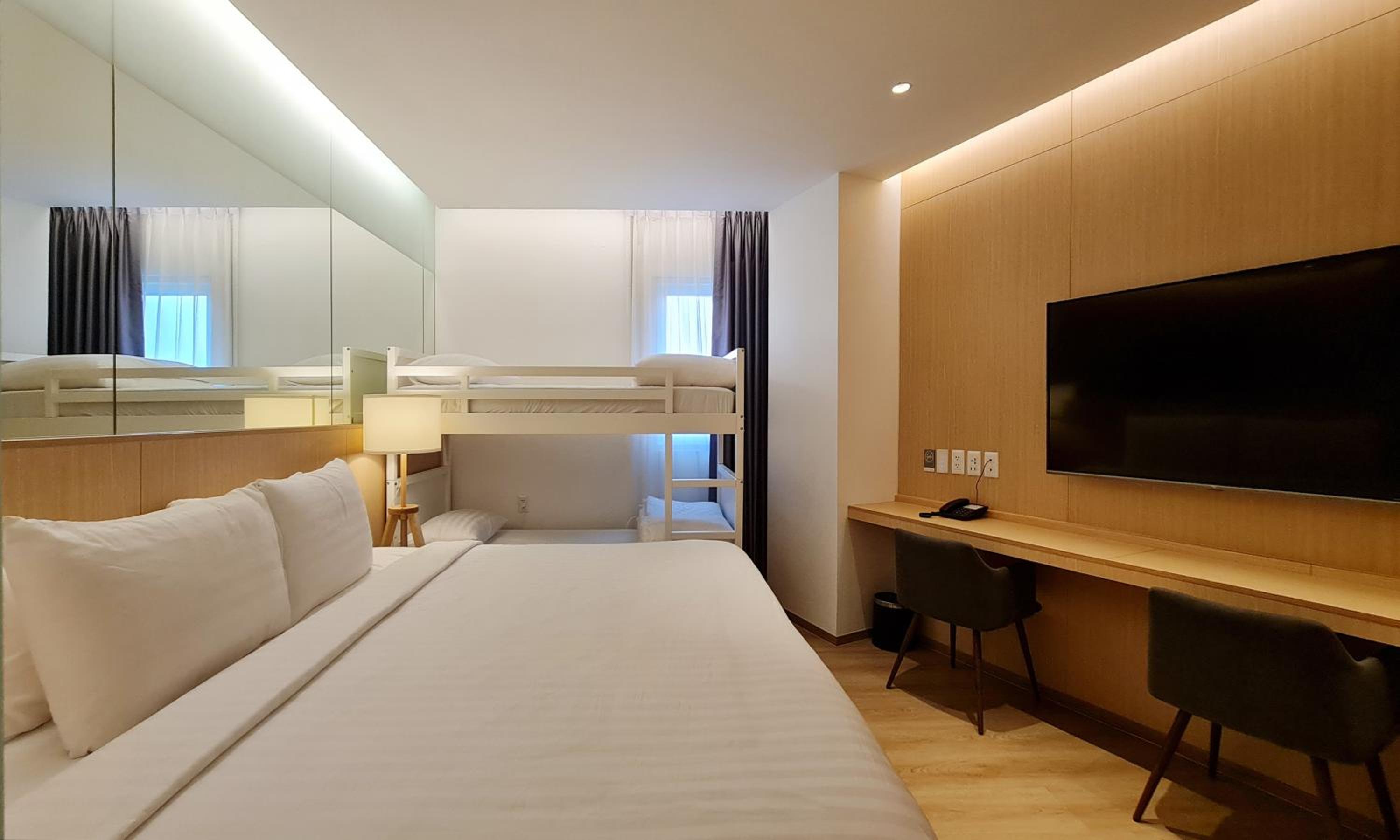Quadruple Room photo 2