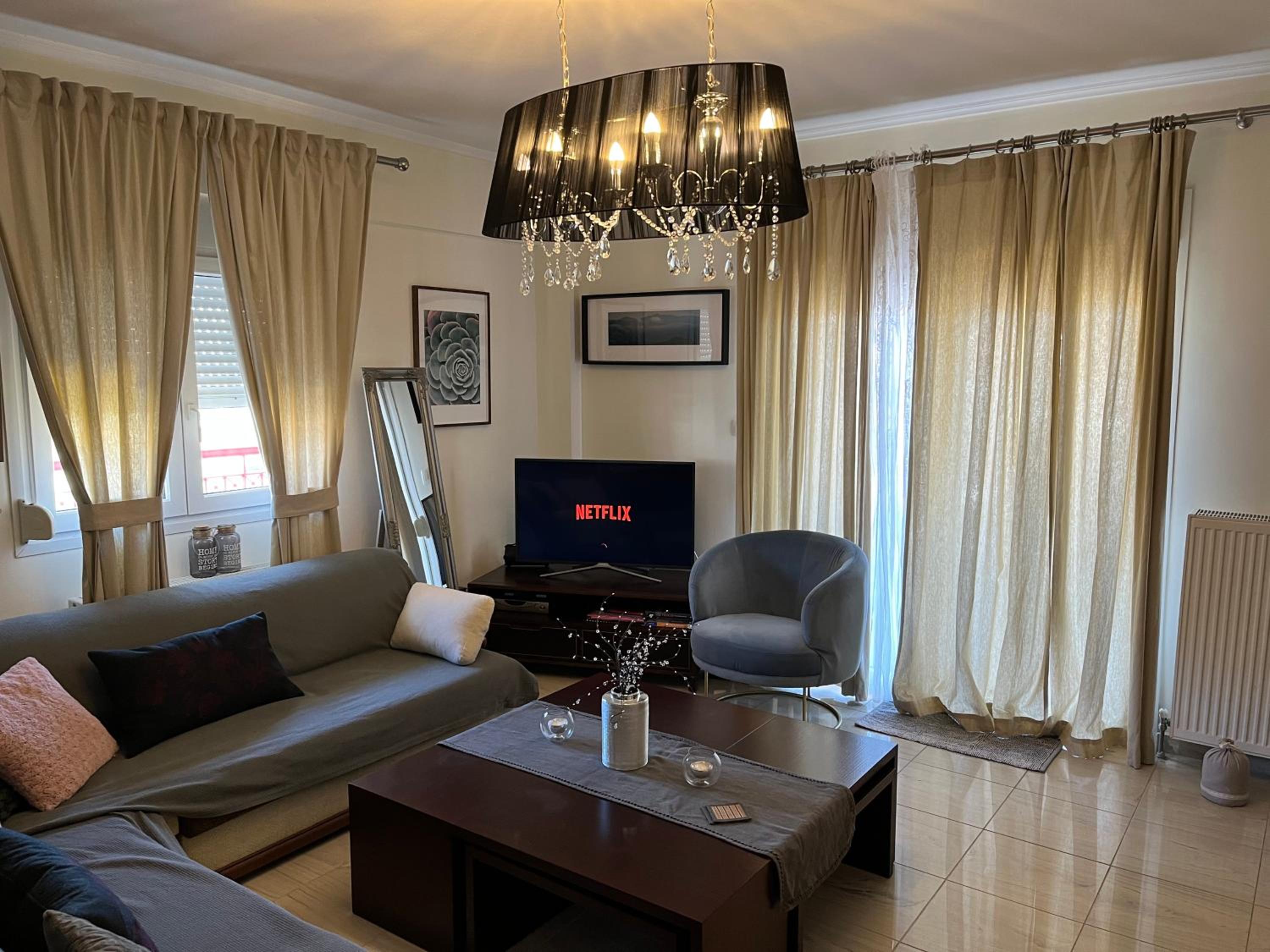 Apartment photo 1