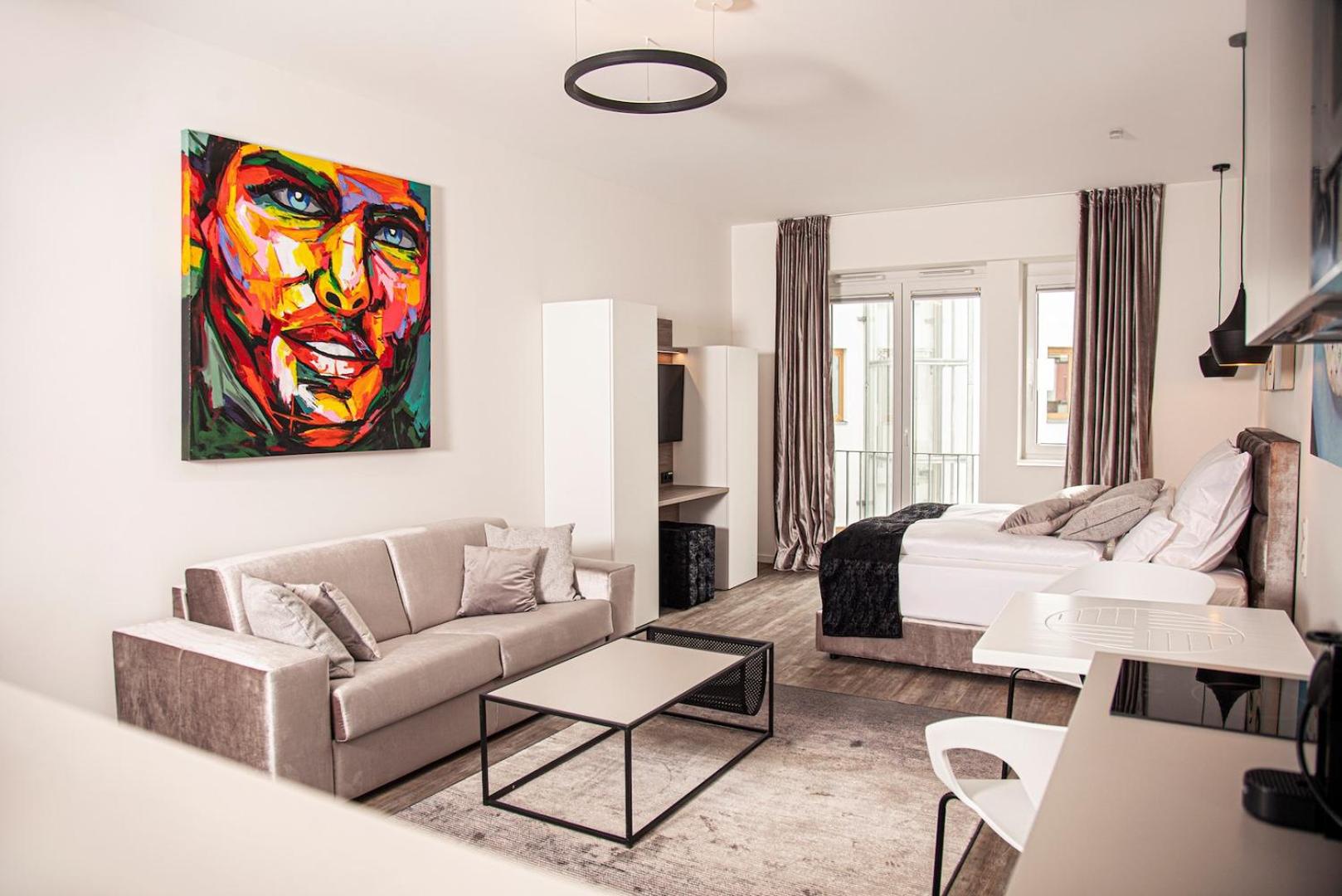Studio Apartment photo 1