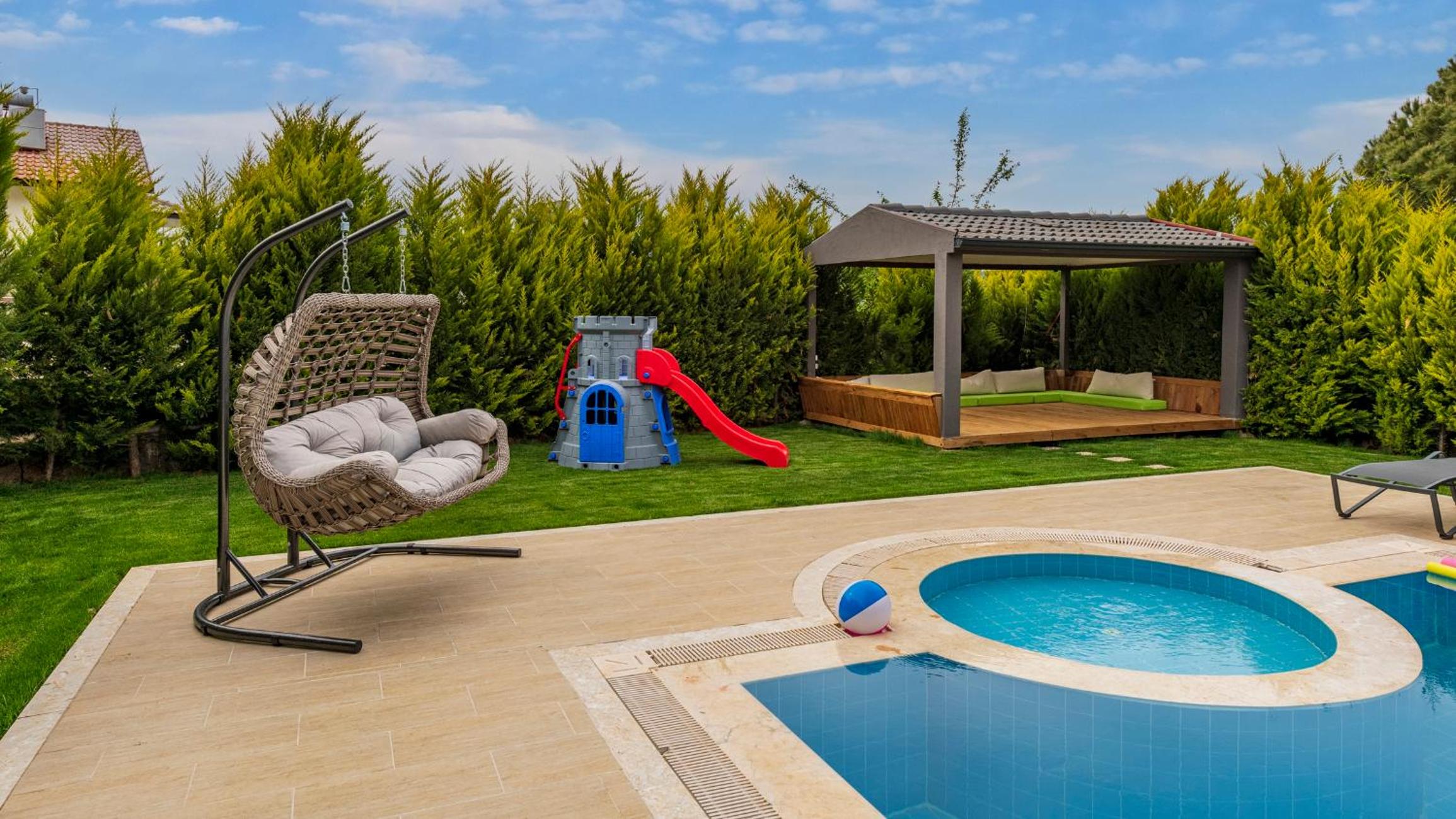 Villa photo 3