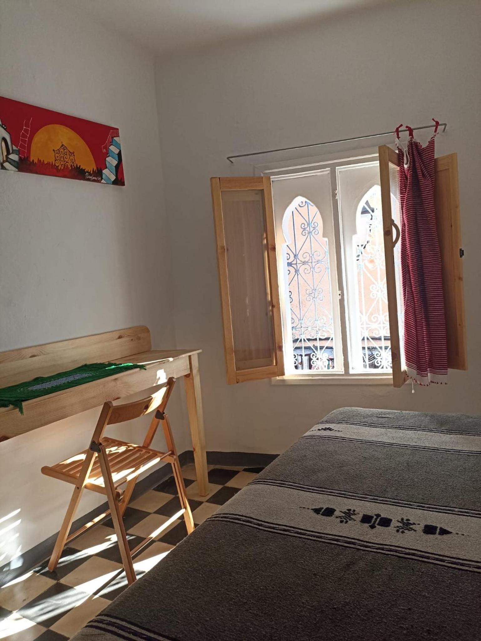 Twin Room - Photo 6