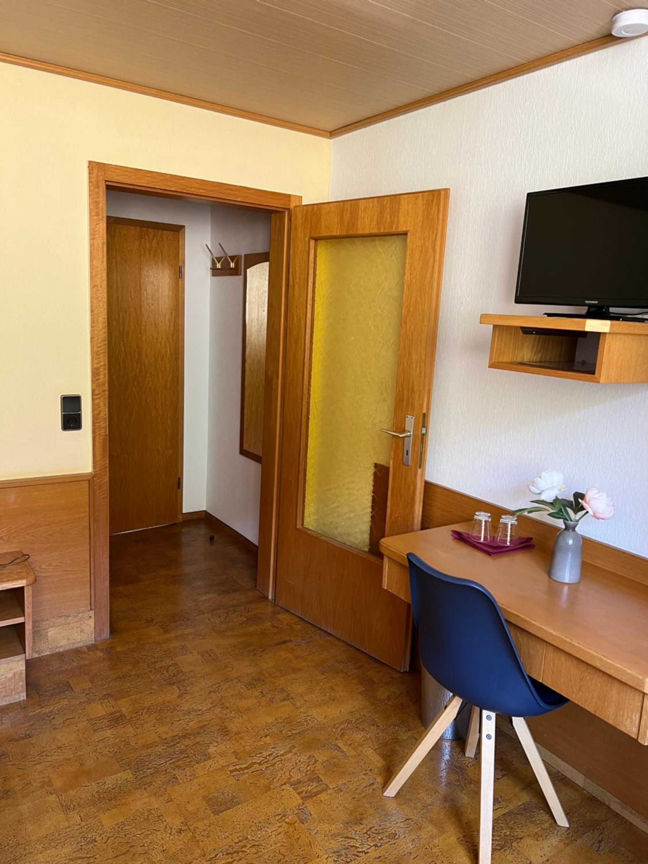 Double Room with Private Bathroom photo 1