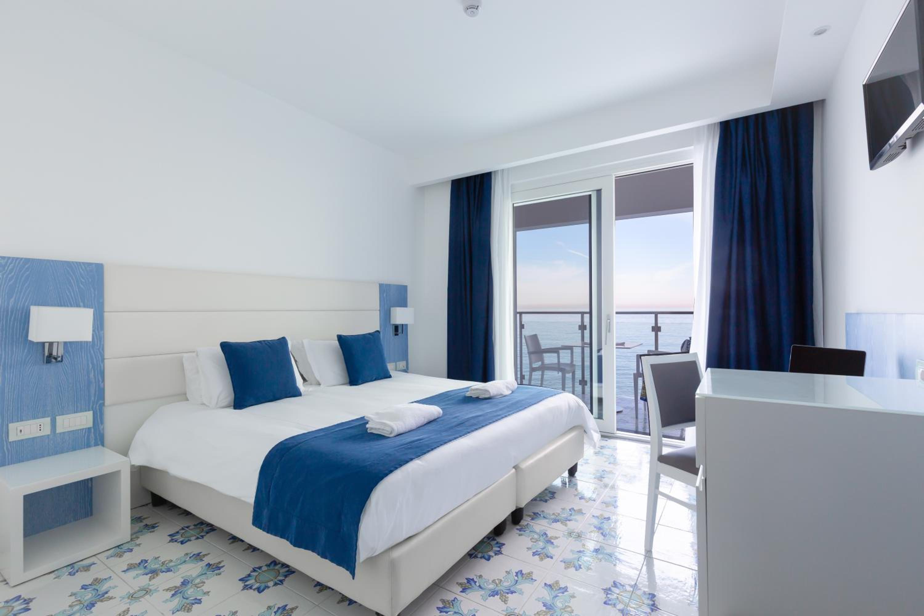 Superior Double or Twin Room with Sea View