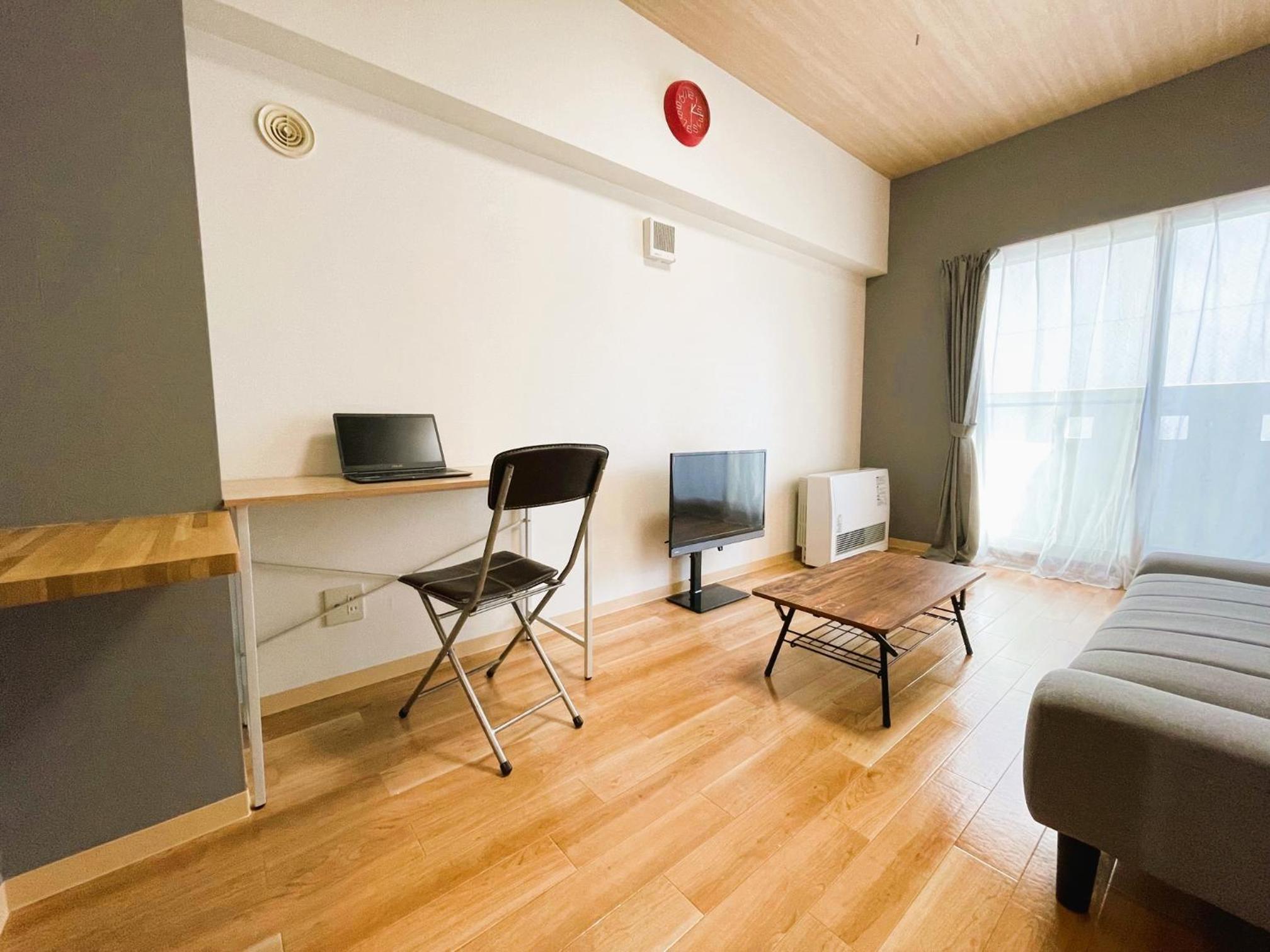 One-Bedroom Apartment - Photo 19