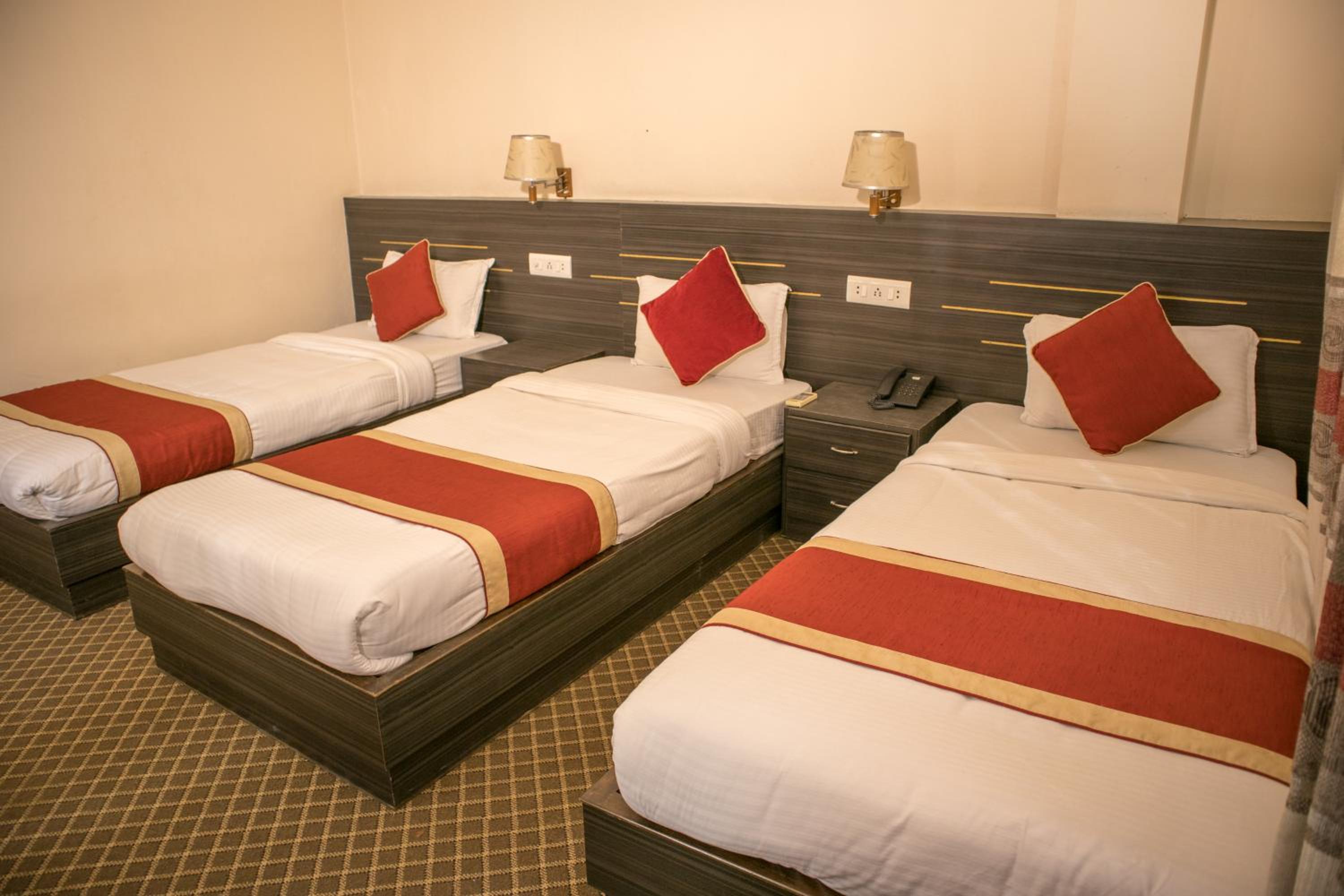 Deluxe Triple Room photo 1